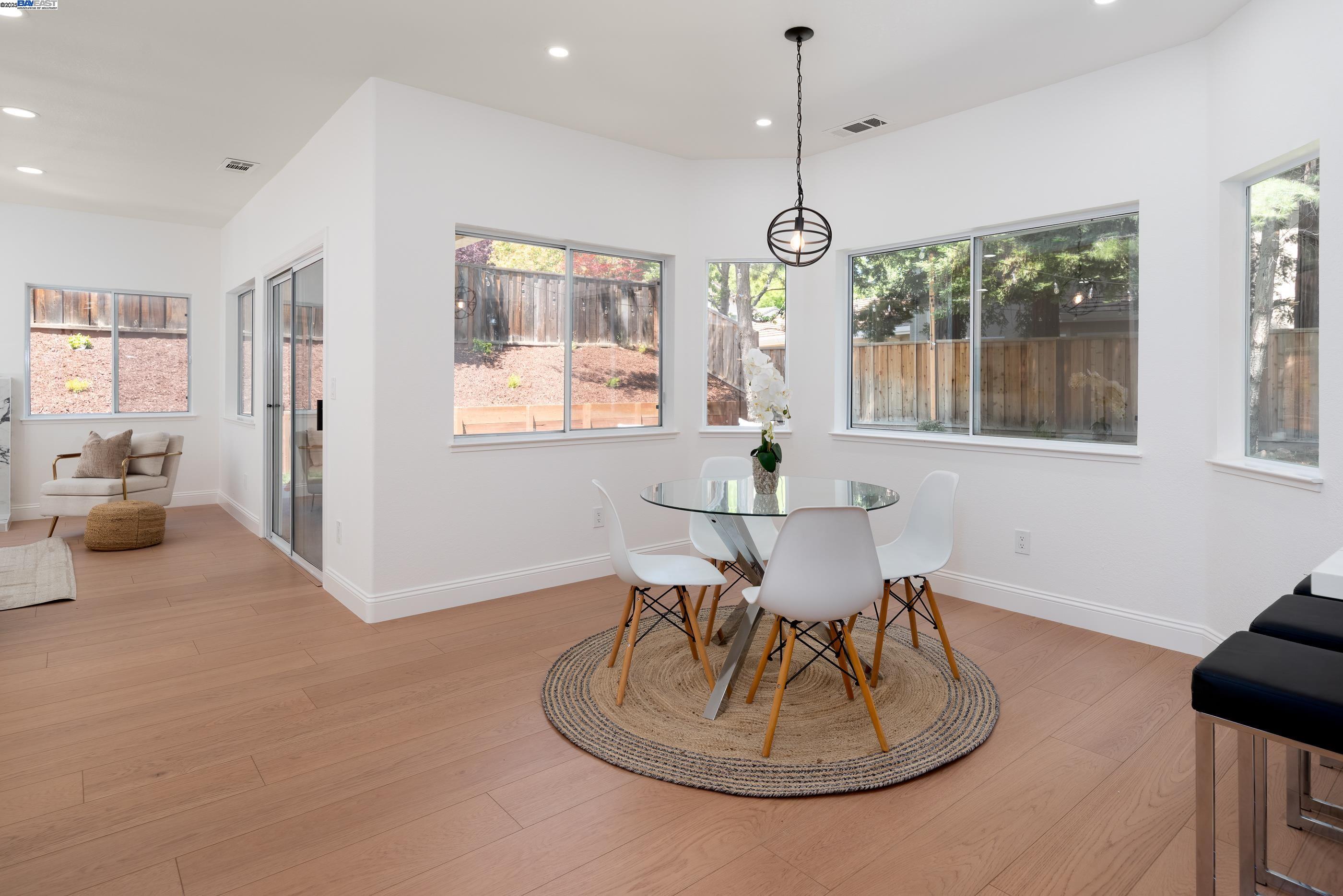 Detail Gallery Image 17 of 60 For 3846 Sheffield Cir, Danville,  CA 94506 - 5 Beds | 4 Baths