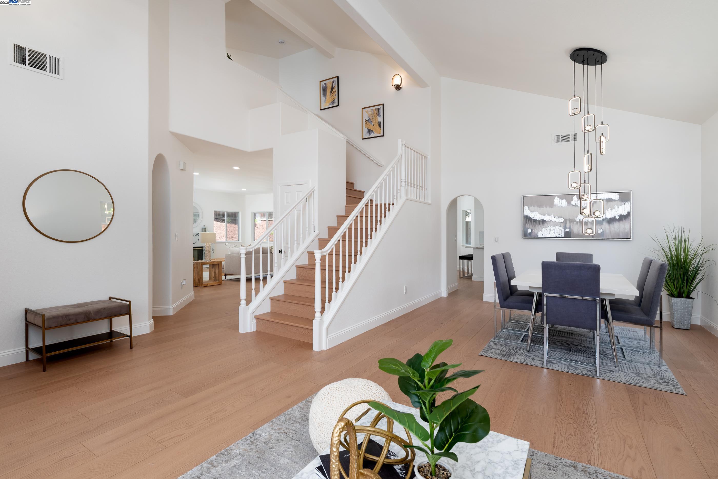 Detail Gallery Image 8 of 60 For 3846 Sheffield Cir, Danville,  CA 94506 - 5 Beds | 4 Baths