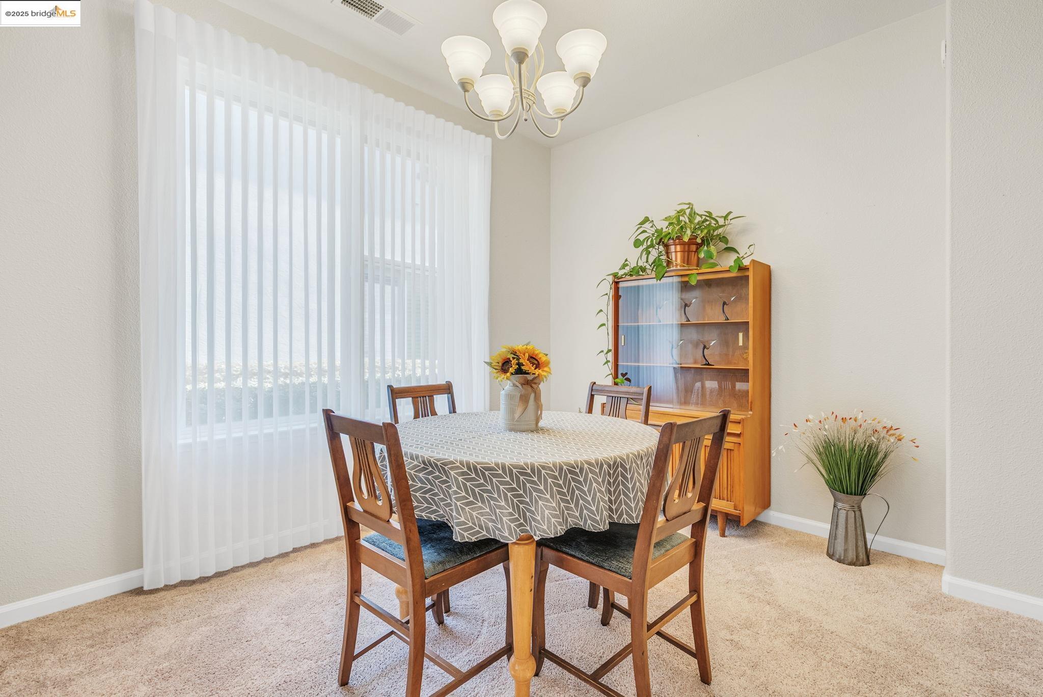 Detail Gallery Image 8 of 36 For 1185 Bacchini Lane, Brentwood,  CA 94513-9999 - 2 Beds | 2 Baths