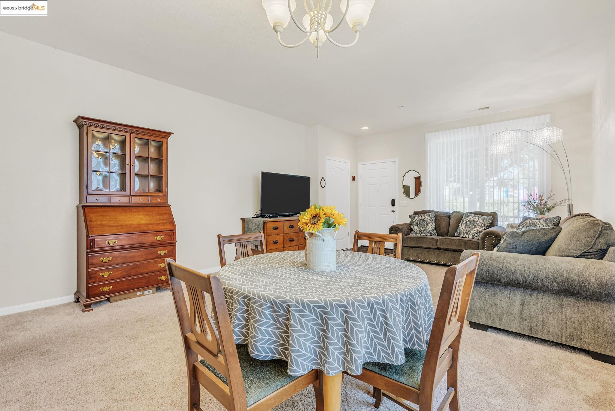 Detail Gallery Image 10 of 36 For 1185 Bacchini Lane, Brentwood,  CA 94513-9999 - 2 Beds | 2 Baths