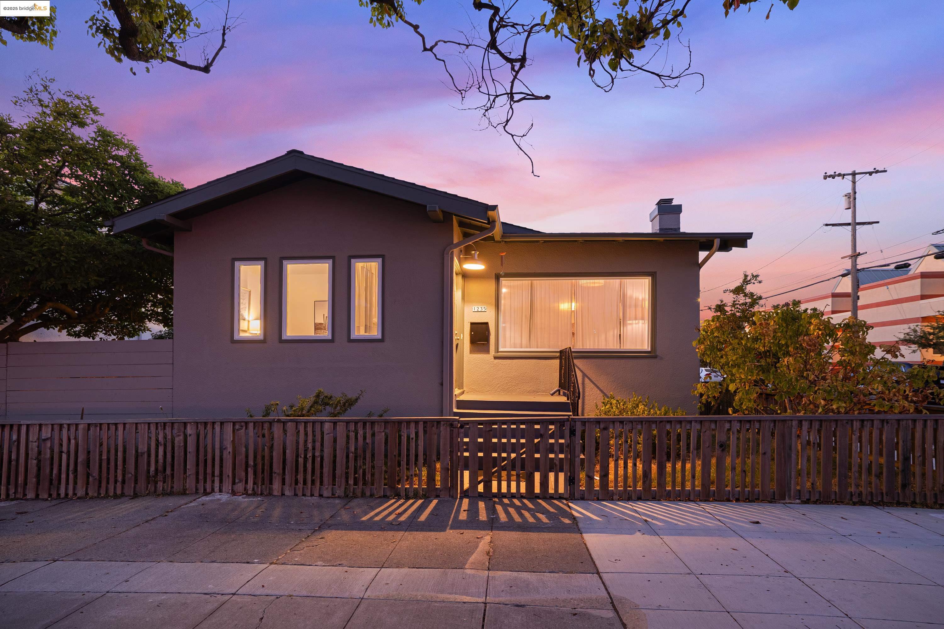 Detail Gallery Image 2 of 59 For 1235 Marin Ave, Albany,  CA 94706 - 4 Beds | 2 Baths