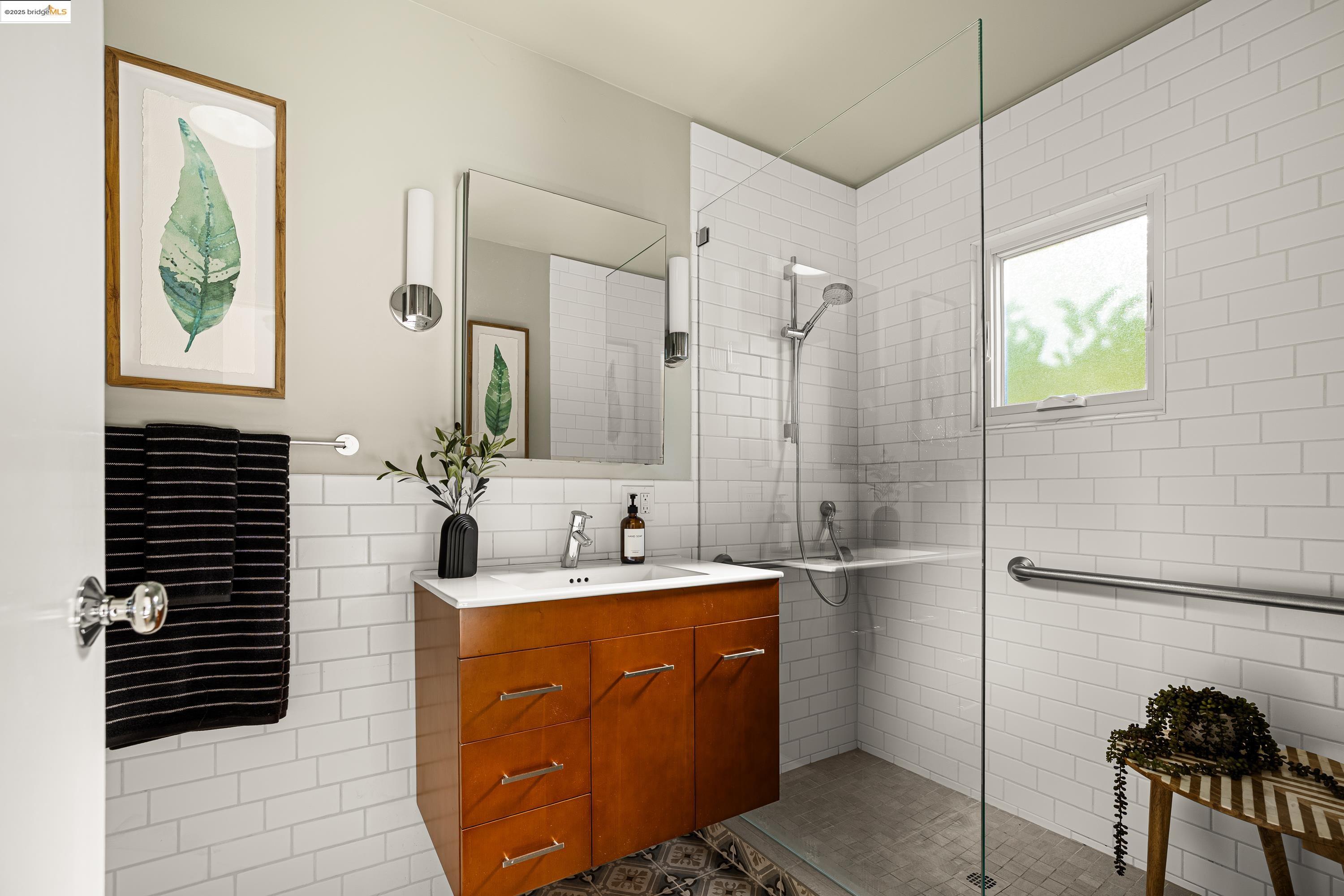 Detail Gallery Image 42 of 59 For 1235 Marin Ave, Albany,  CA 94706 - 4 Beds | 2 Baths
