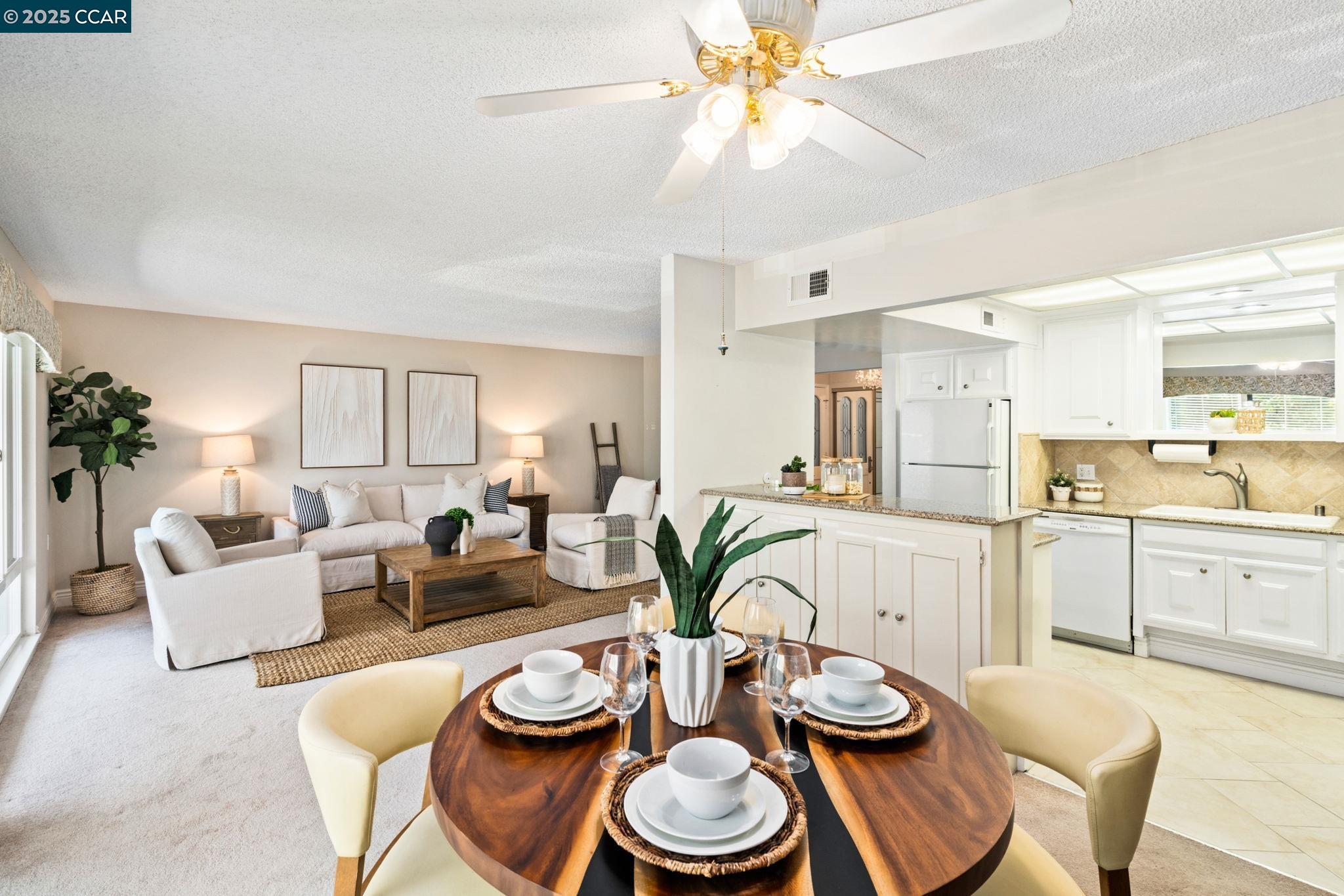 Photo #2: 41108775 Listing 