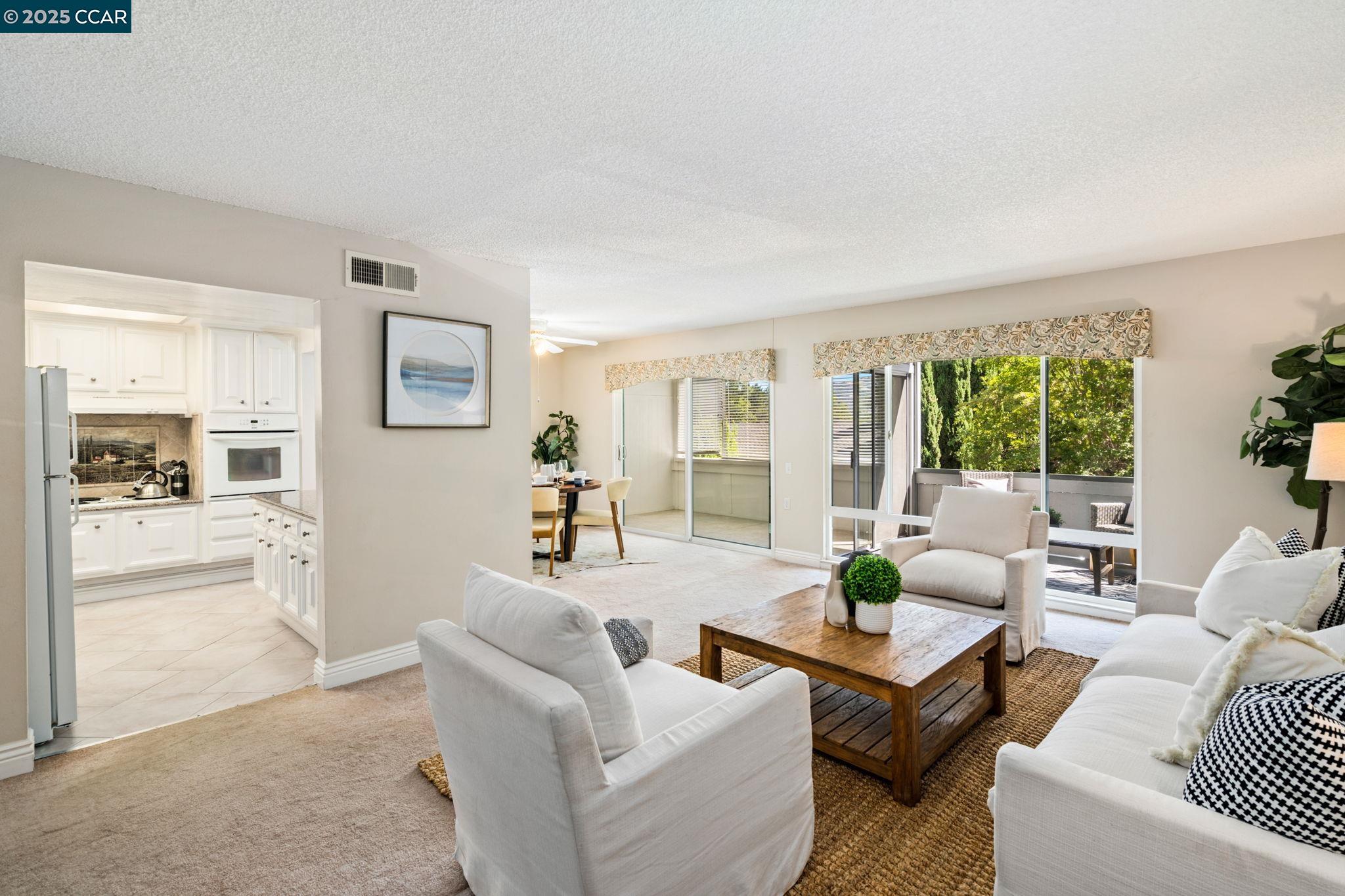 Photo #6: 41108775 Listing 