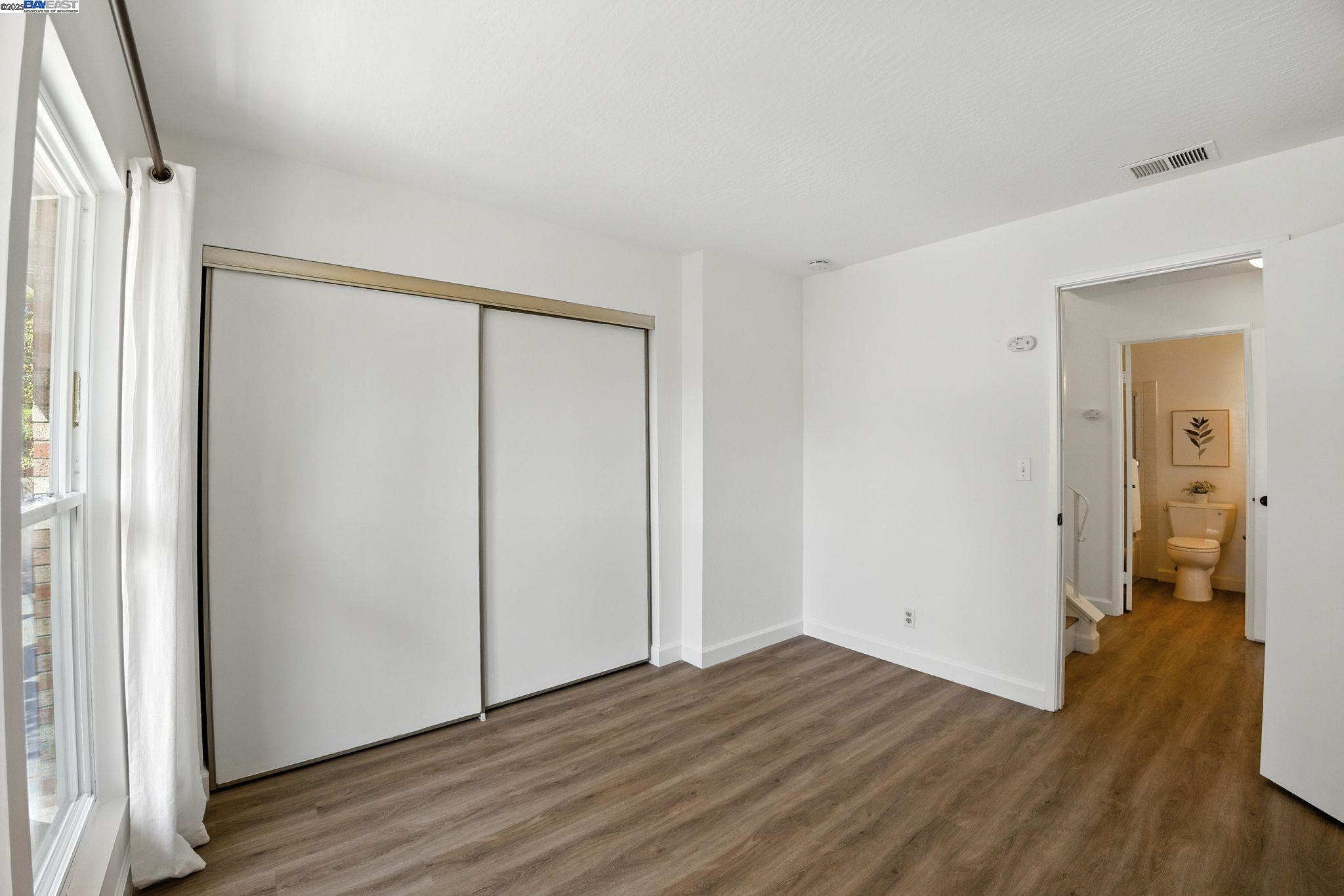Detail Gallery Image 17 of 35 For 102 Rolling Green Cir, Pleasant Hill,  CA 94523 - 3 Beds | 2 Baths