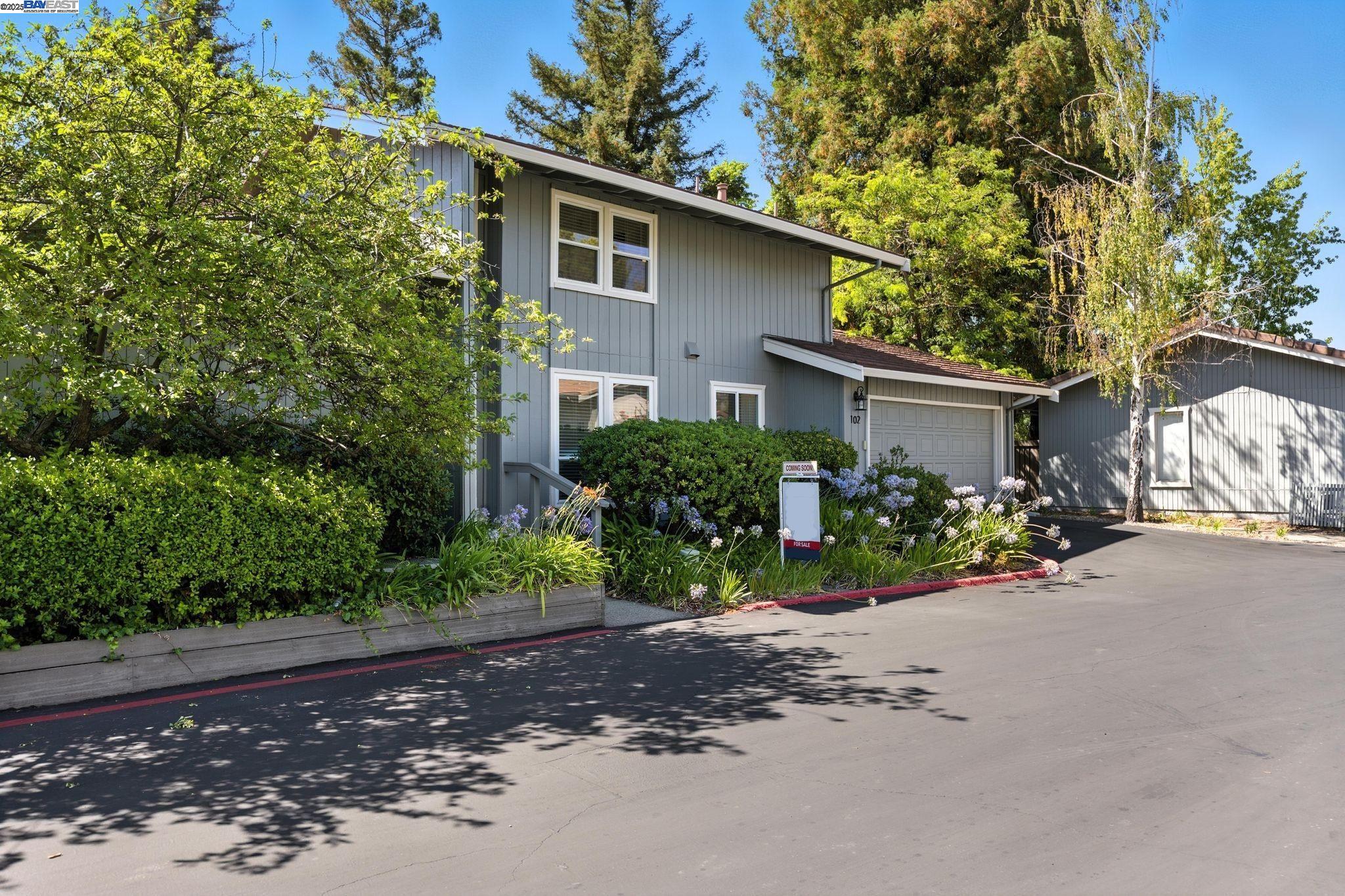 Detail Gallery Image 34 of 35 For 102 Rolling Green Cir, Pleasant Hill,  CA 94523 - 3 Beds | 2 Baths