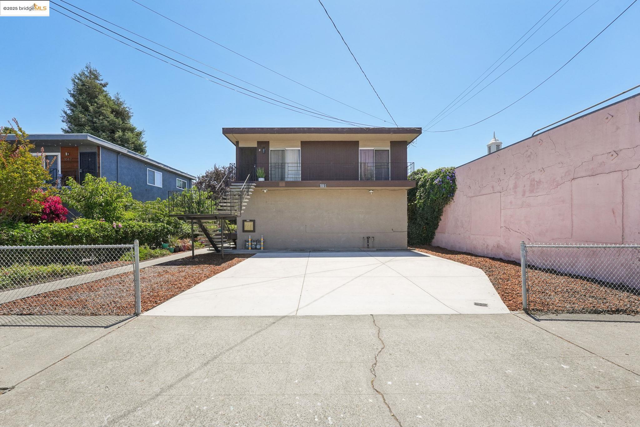 Detail Gallery Image 2 of 60 For 1091 Aileen Street, Oakland,  CA 94608 - – Beds | – Baths