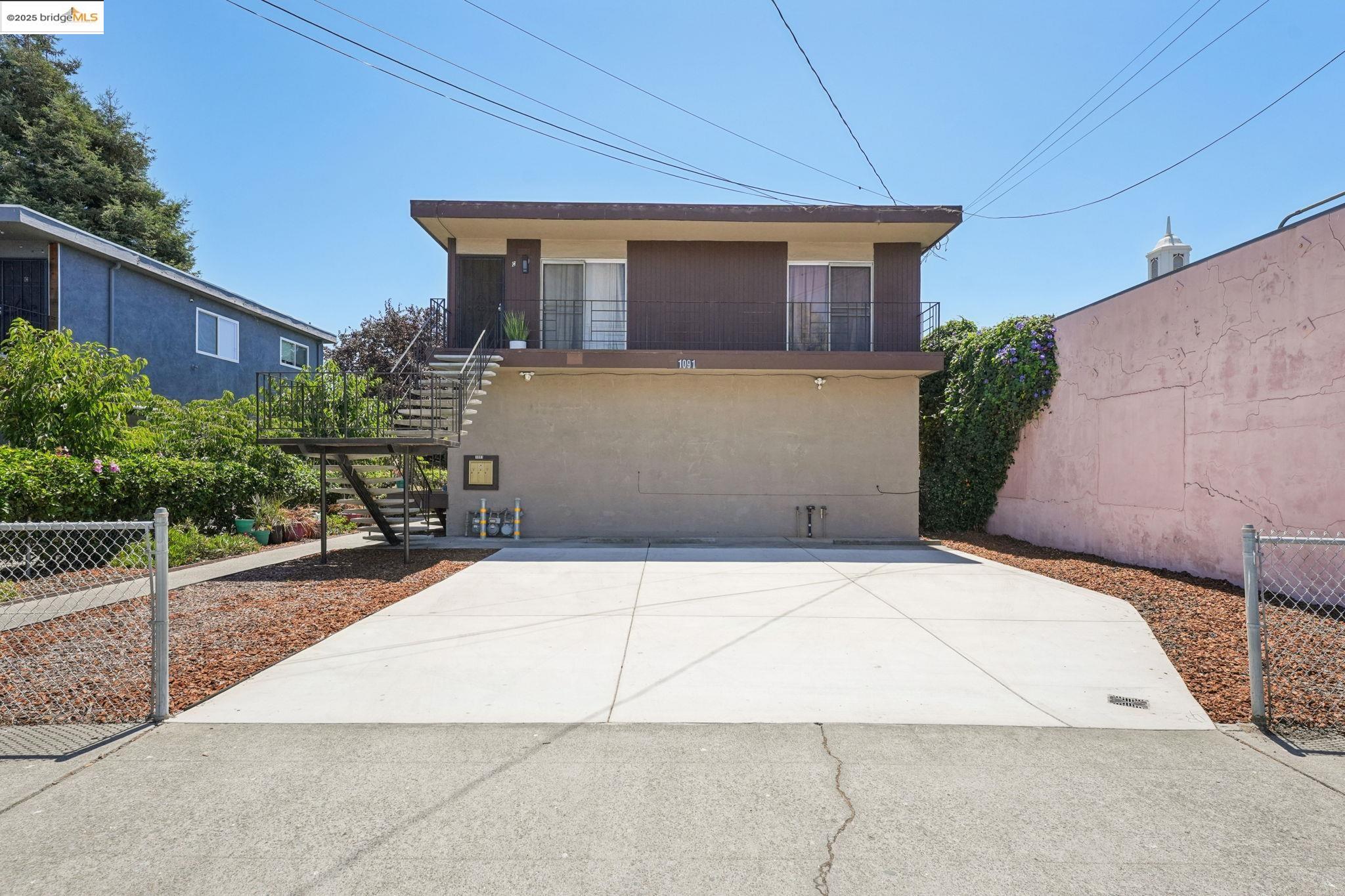 Detail Gallery Image 3 of 60 For 1091 Aileen Street, Oakland,  CA 94608 - – Beds | – Baths