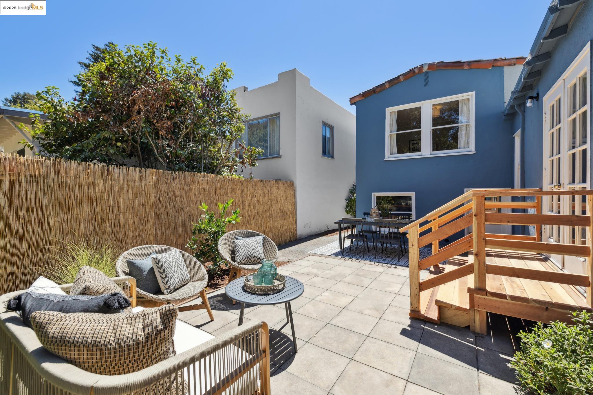 Detail Gallery Image 34 of 60 For 1635 Ocean View, Kensington,  CA 94707 - 2 Beds | 2 Baths
