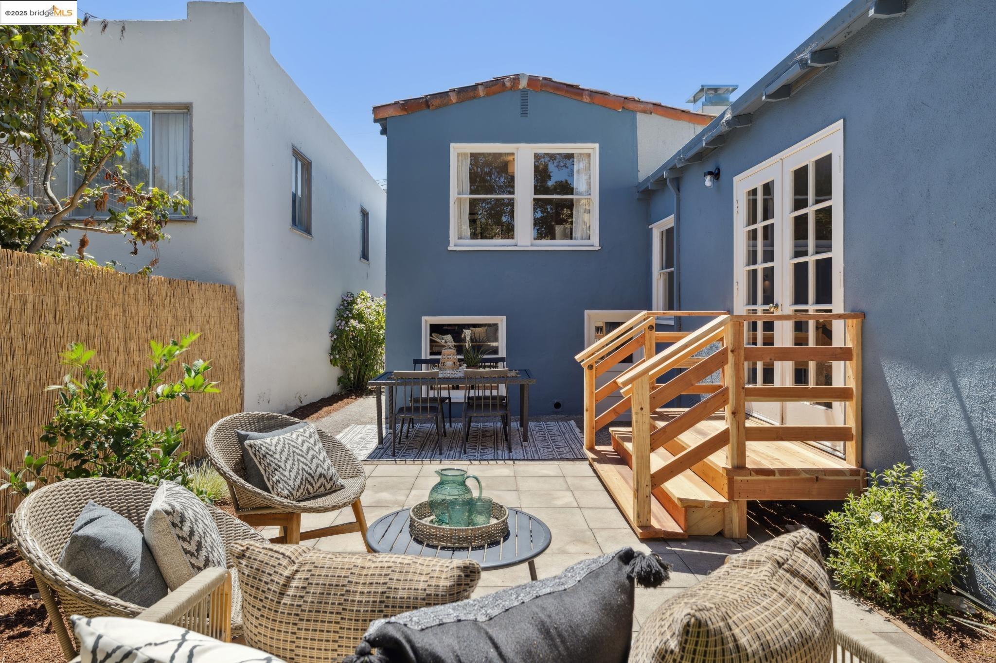 Detail Gallery Image 35 of 60 For 1635 Ocean View, Kensington,  CA 94707 - 2 Beds | 2 Baths