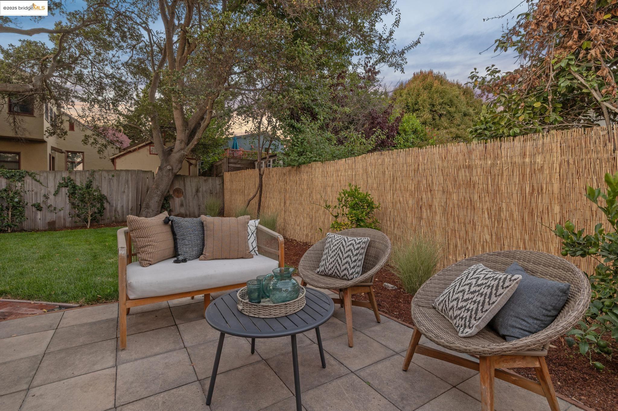 Detail Gallery Image 49 of 60 For 1635 Ocean View, Kensington,  CA 94707 - 2 Beds | 2 Baths