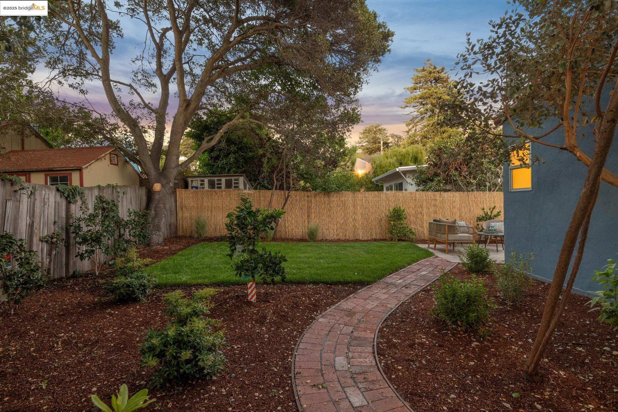 Detail Gallery Image 57 of 60 For 1635 Ocean View, Kensington,  CA 94707 - 2 Beds | 2 Baths