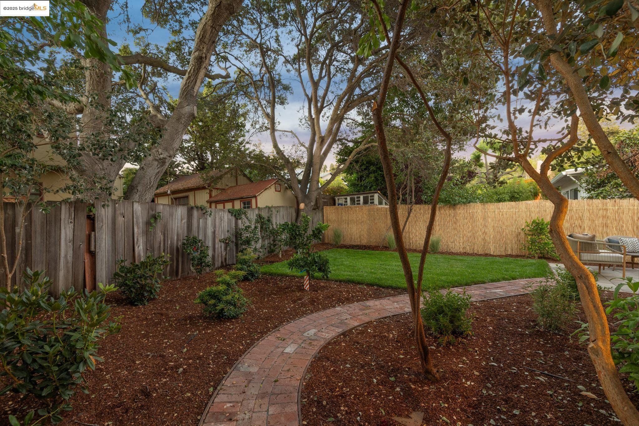 Detail Gallery Image 58 of 60 For 1635 Ocean View, Kensington,  CA 94707 - 2 Beds | 2 Baths