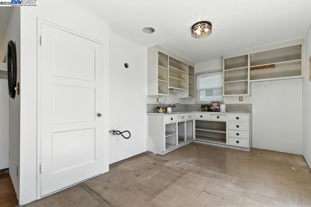 Detail Gallery Image 10 of 20 For 15967 Paseo Del Campo, San Lorenzo,  CA 94580 - 3 Beds | 1 Baths