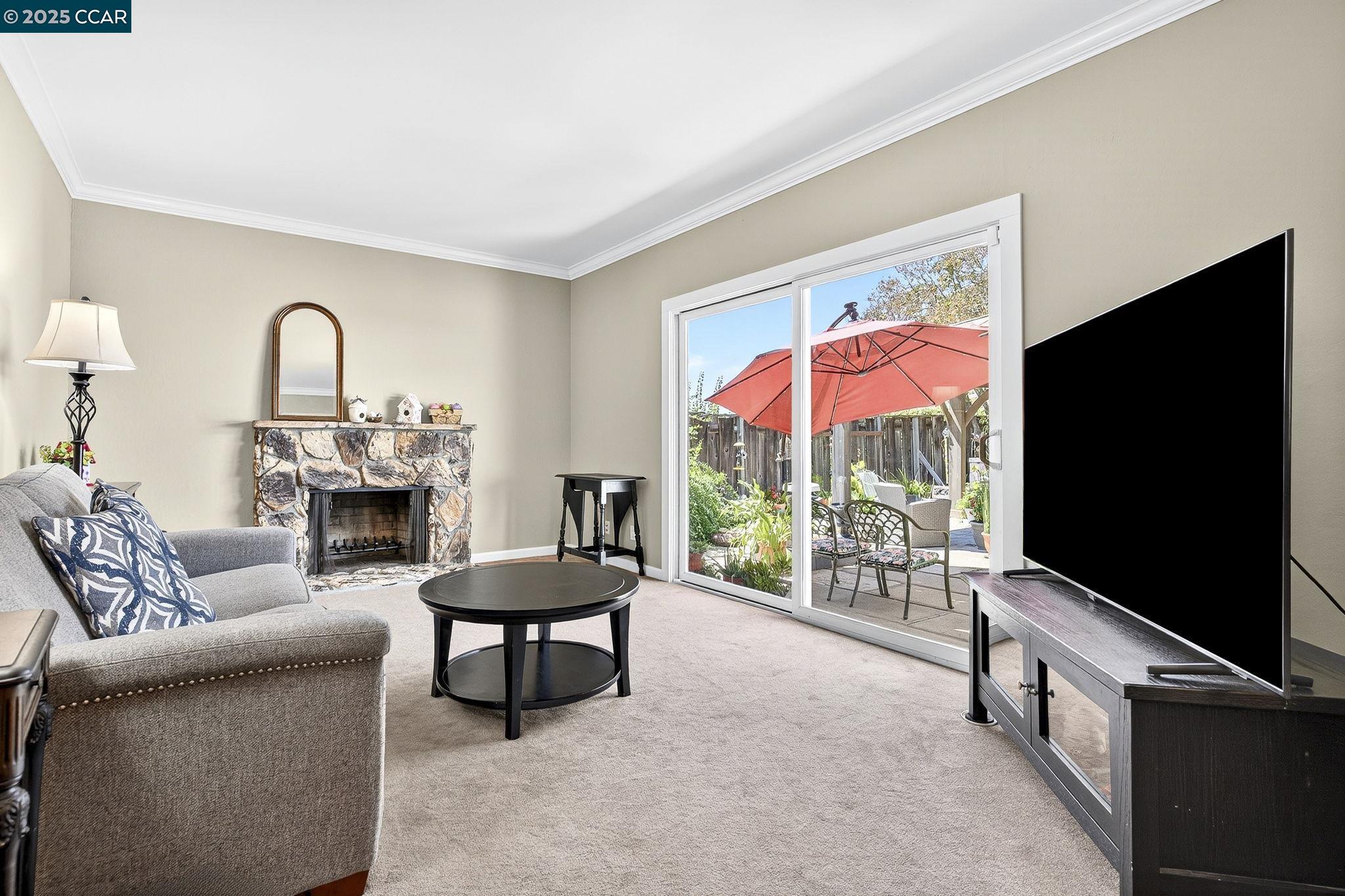 Detail Gallery Image 21 of 55 For 839 Reef Point Dr, Rodeo,  CA 94572-2018 - 3 Beds | 2 Baths