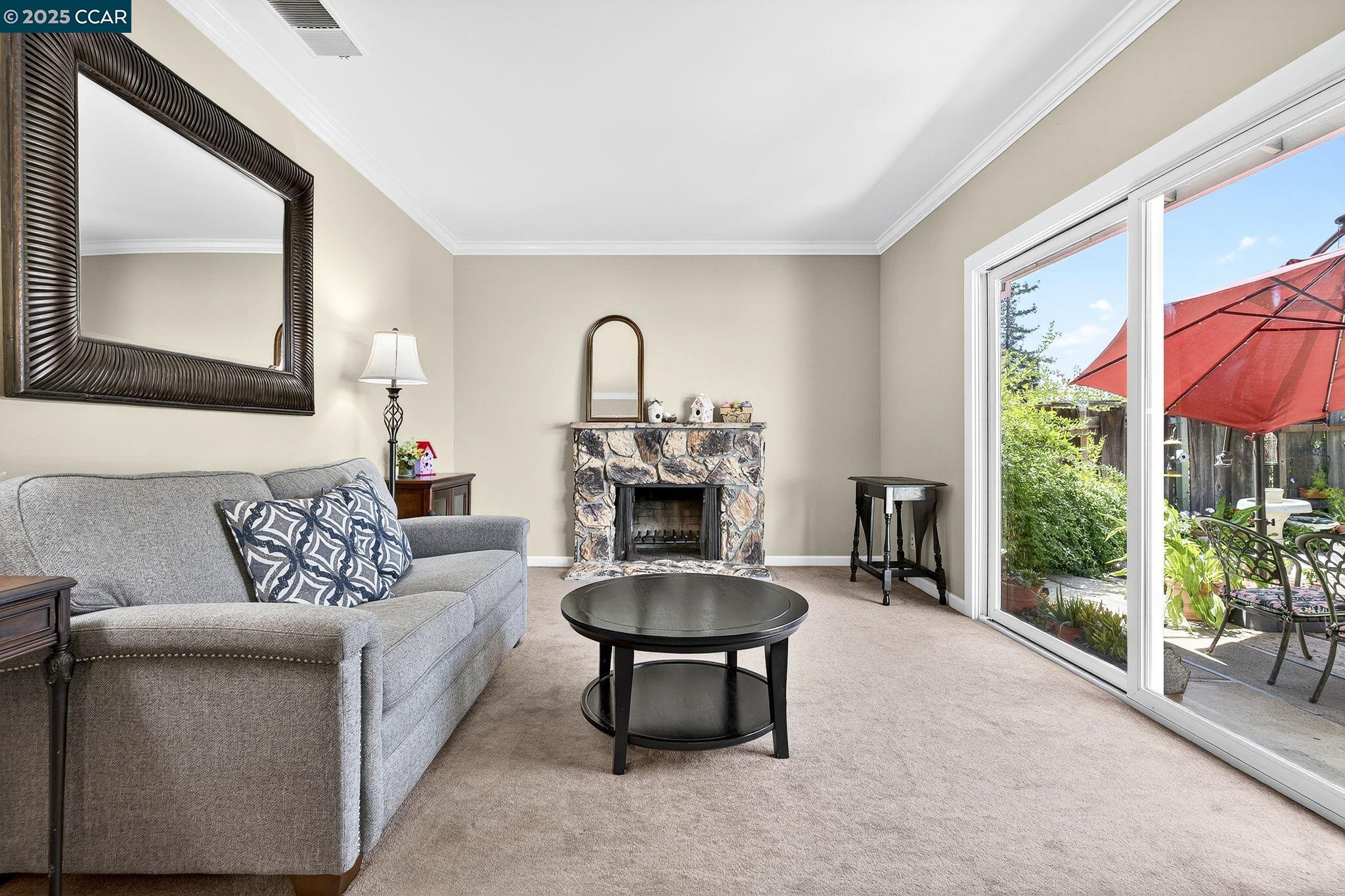Detail Gallery Image 22 of 55 For 839 Reef Point Dr, Rodeo,  CA 94572-2018 - 3 Beds | 2 Baths
