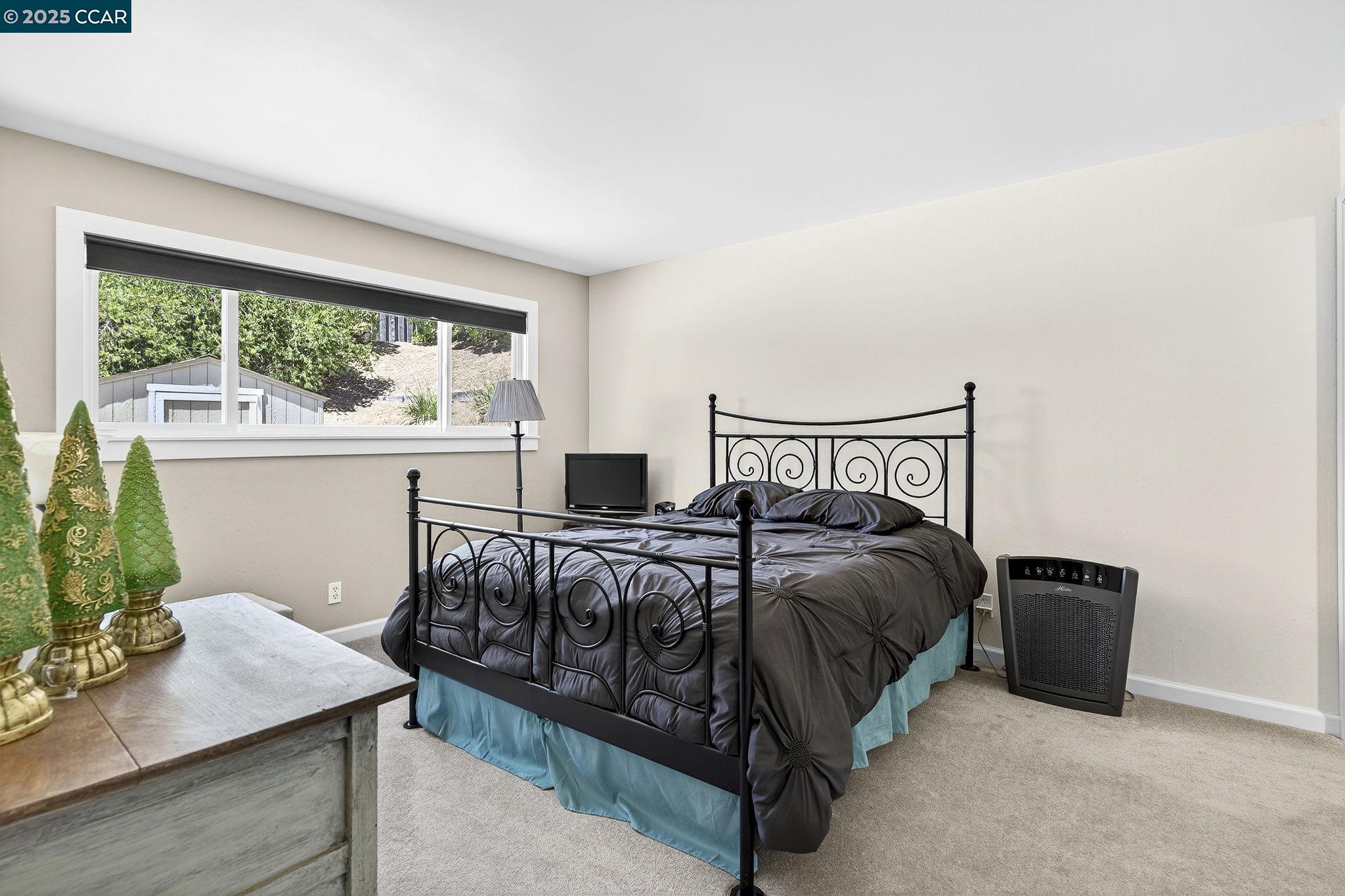 Detail Gallery Image 28 of 55 For 839 Reef Point Dr, Rodeo,  CA 94572-2018 - 3 Beds | 2 Baths