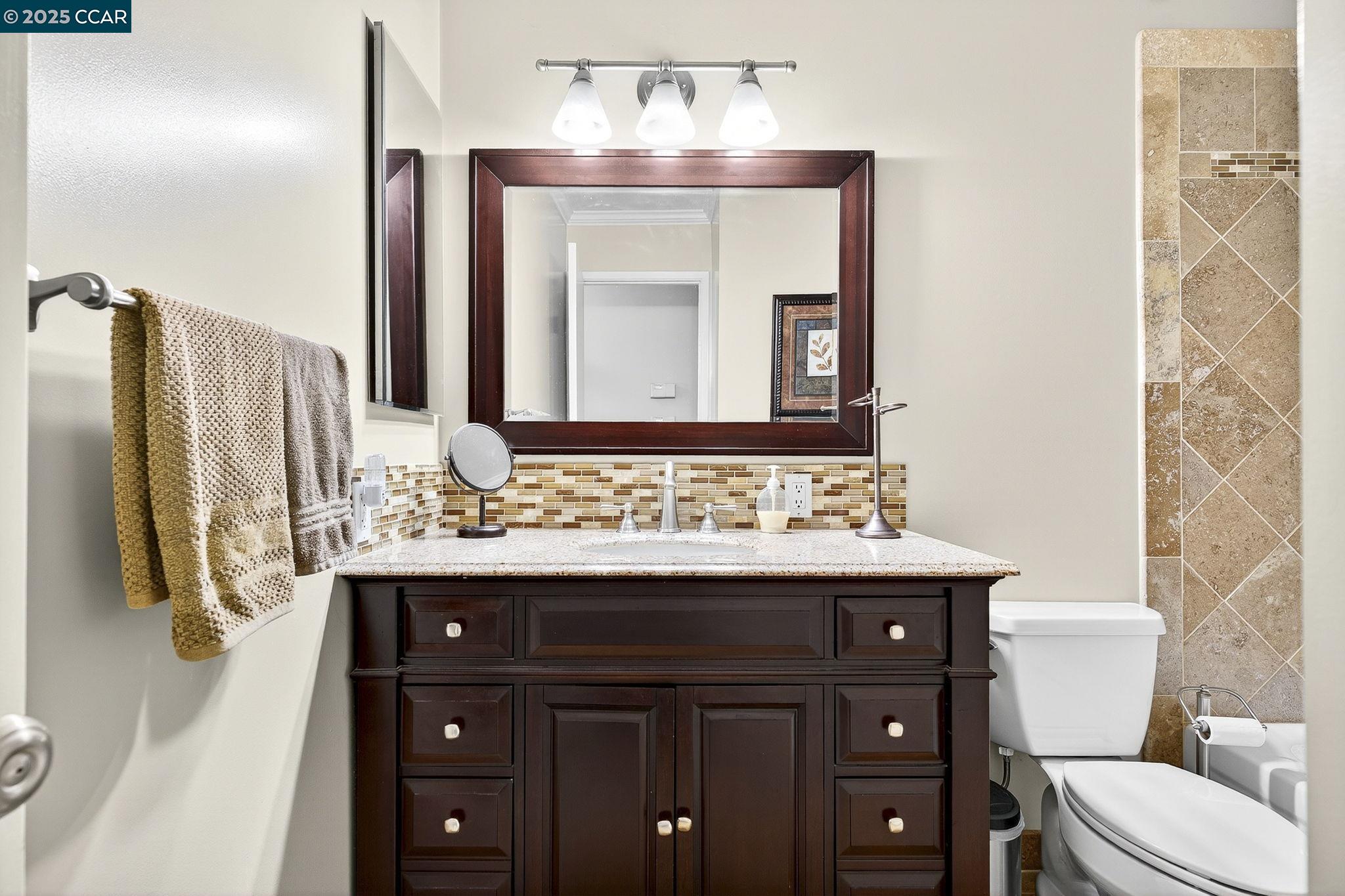 Detail Gallery Image 35 of 55 For 839 Reef Point Dr, Rodeo,  CA 94572-2018 - 3 Beds | 2 Baths