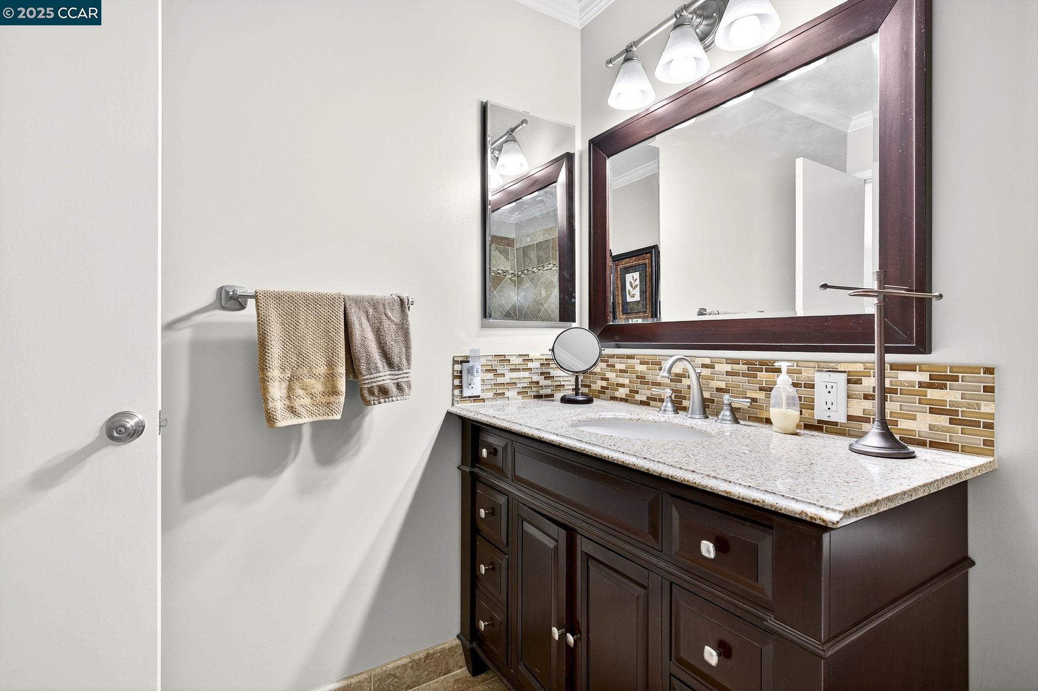 Detail Gallery Image 38 of 55 For 839 Reef Point Dr, Rodeo,  CA 94572-2018 - 3 Beds | 2 Baths