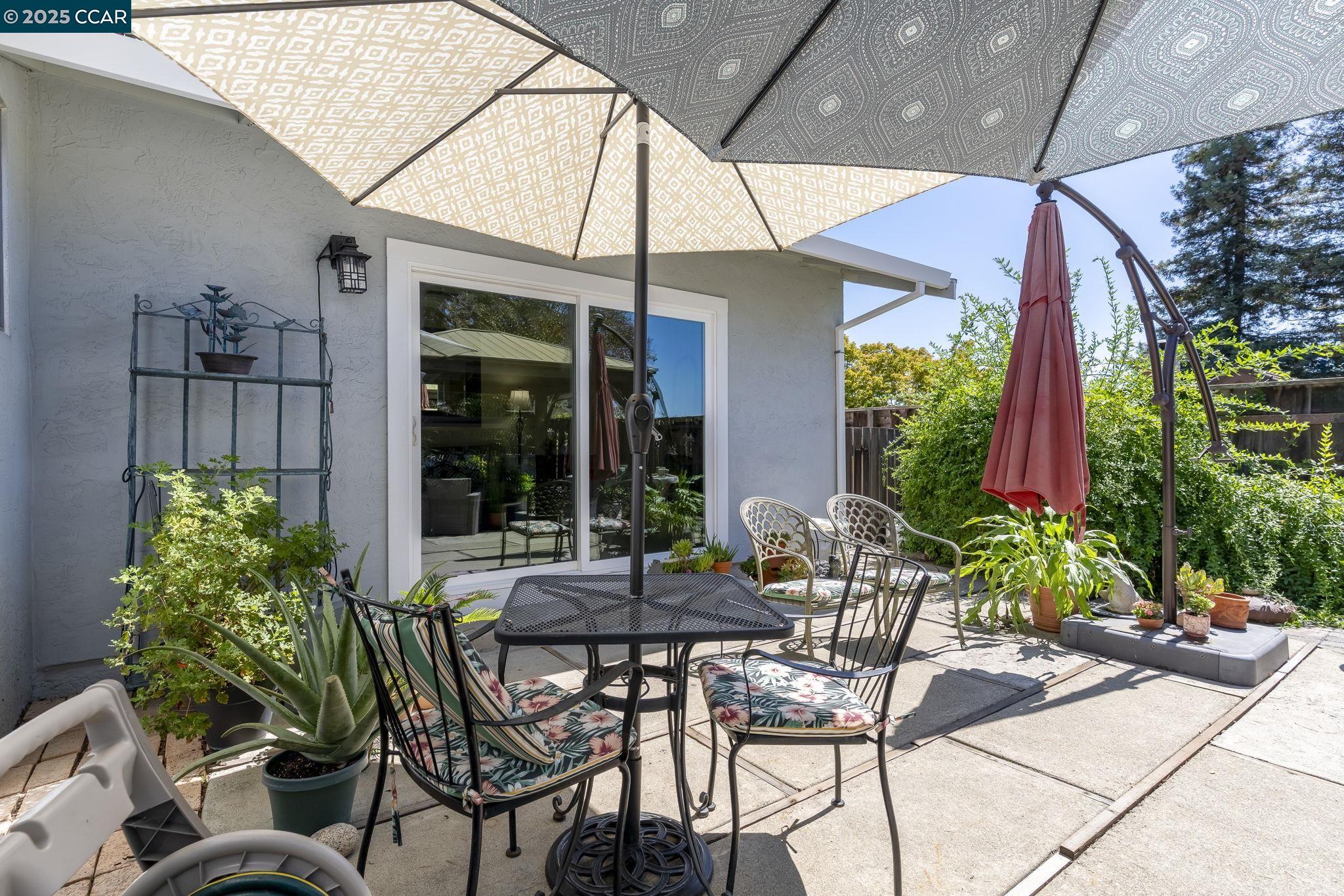 Detail Gallery Image 43 of 55 For 839 Reef Point Dr, Rodeo,  CA 94572-2018 - 3 Beds | 2 Baths