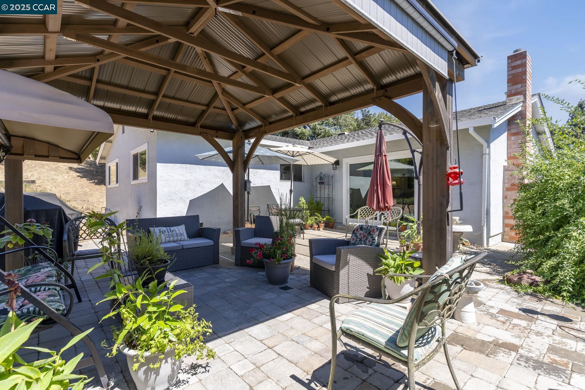 Detail Gallery Image 44 of 55 For 839 Reef Point Dr, Rodeo,  CA 94572-2018 - 3 Beds | 2 Baths