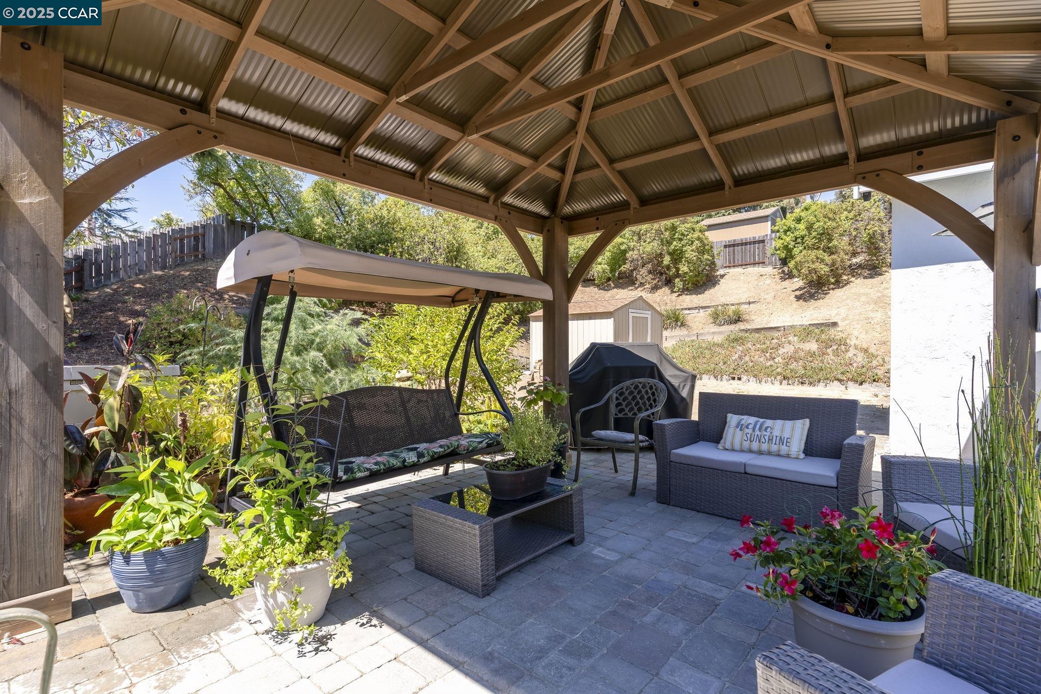 Detail Gallery Image 45 of 55 For 839 Reef Point Dr, Rodeo,  CA 94572-2018 - 3 Beds | 2 Baths