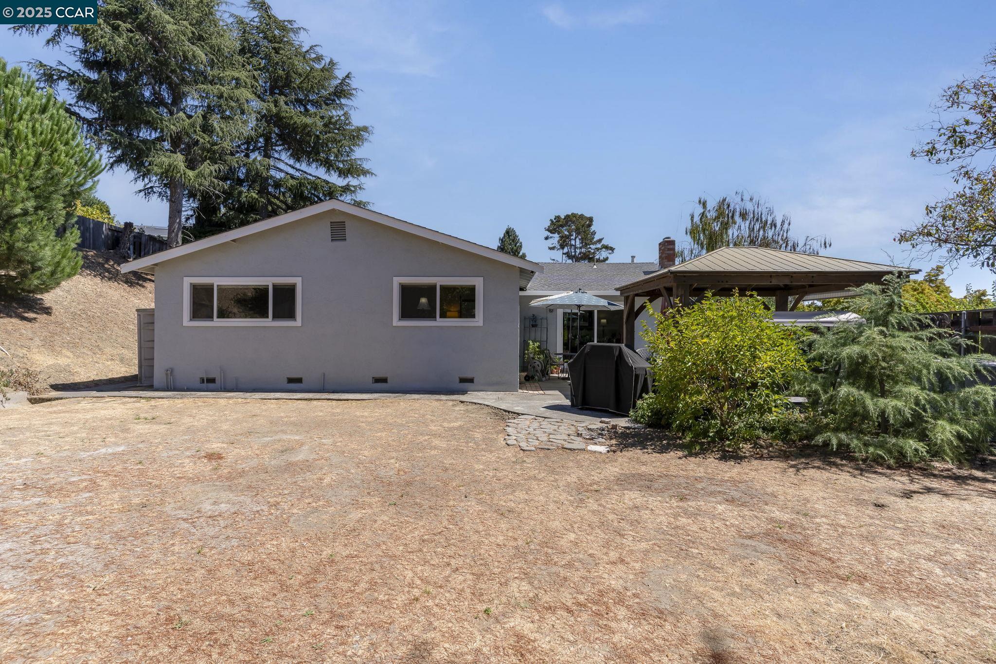 Detail Gallery Image 50 of 55 For 839 Reef Point Dr, Rodeo,  CA 94572-2018 - 3 Beds | 2 Baths