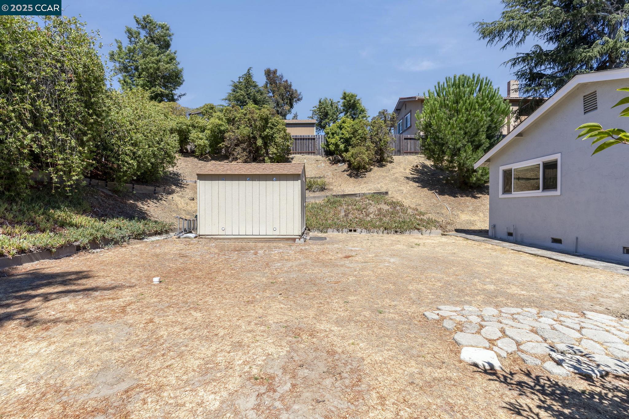 Detail Gallery Image 51 of 55 For 839 Reef Point Dr, Rodeo,  CA 94572-2018 - 3 Beds | 2 Baths