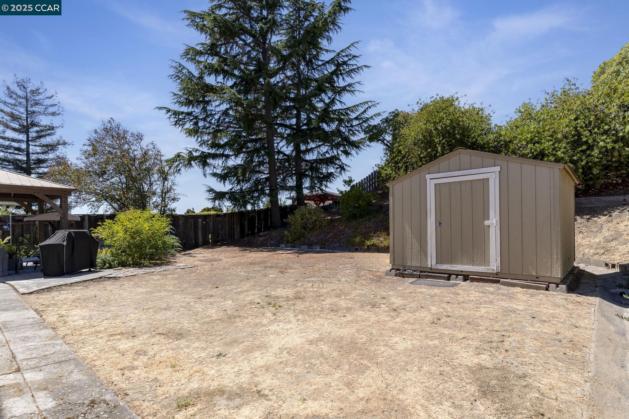 Detail Gallery Image 52 of 55 For 839 Reef Point Dr, Rodeo,  CA 94572-2018 - 3 Beds | 2 Baths