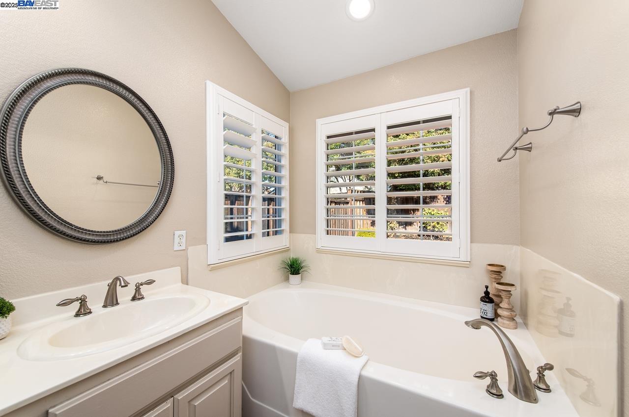 Detail Gallery Image 26 of 46 For 1103 Winged Foot Ct, Livermore,  CA 94551 - 3 Beds | 2 Baths