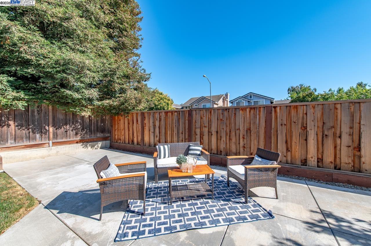 Detail Gallery Image 34 of 46 For 1103 Winged Foot Ct, Livermore,  CA 94551 - 3 Beds | 2 Baths