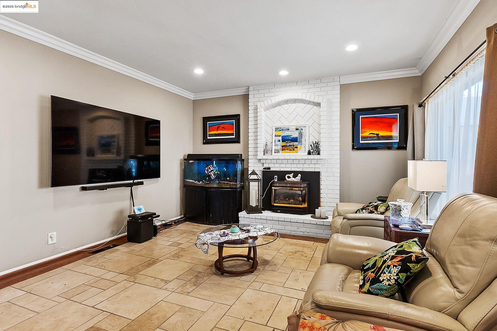 Detail Gallery Image 16 of 37 For 5090 Double Point Way, Discovery Bay,  CA 94505 - 4 Beds | 3 Baths