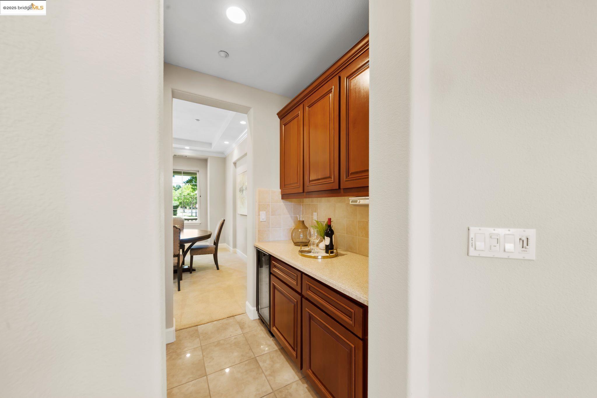 Detail Gallery Image 15 of 60 For 185 Campo Ct, Livermore,  CA 94550 - 5 Beds | 4/1 Baths