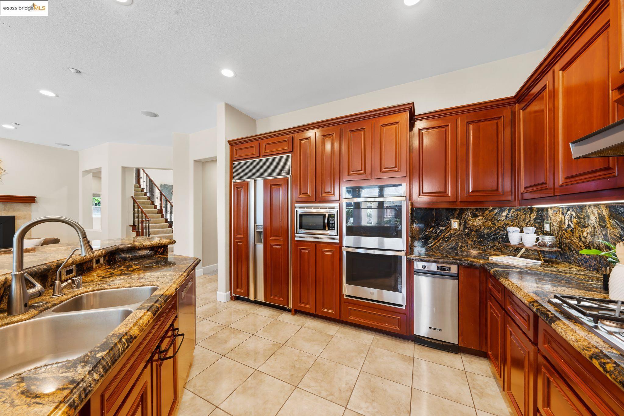 Detail Gallery Image 20 of 60 For 185 Campo Ct, Livermore,  CA 94550 - 5 Beds | 4/1 Baths