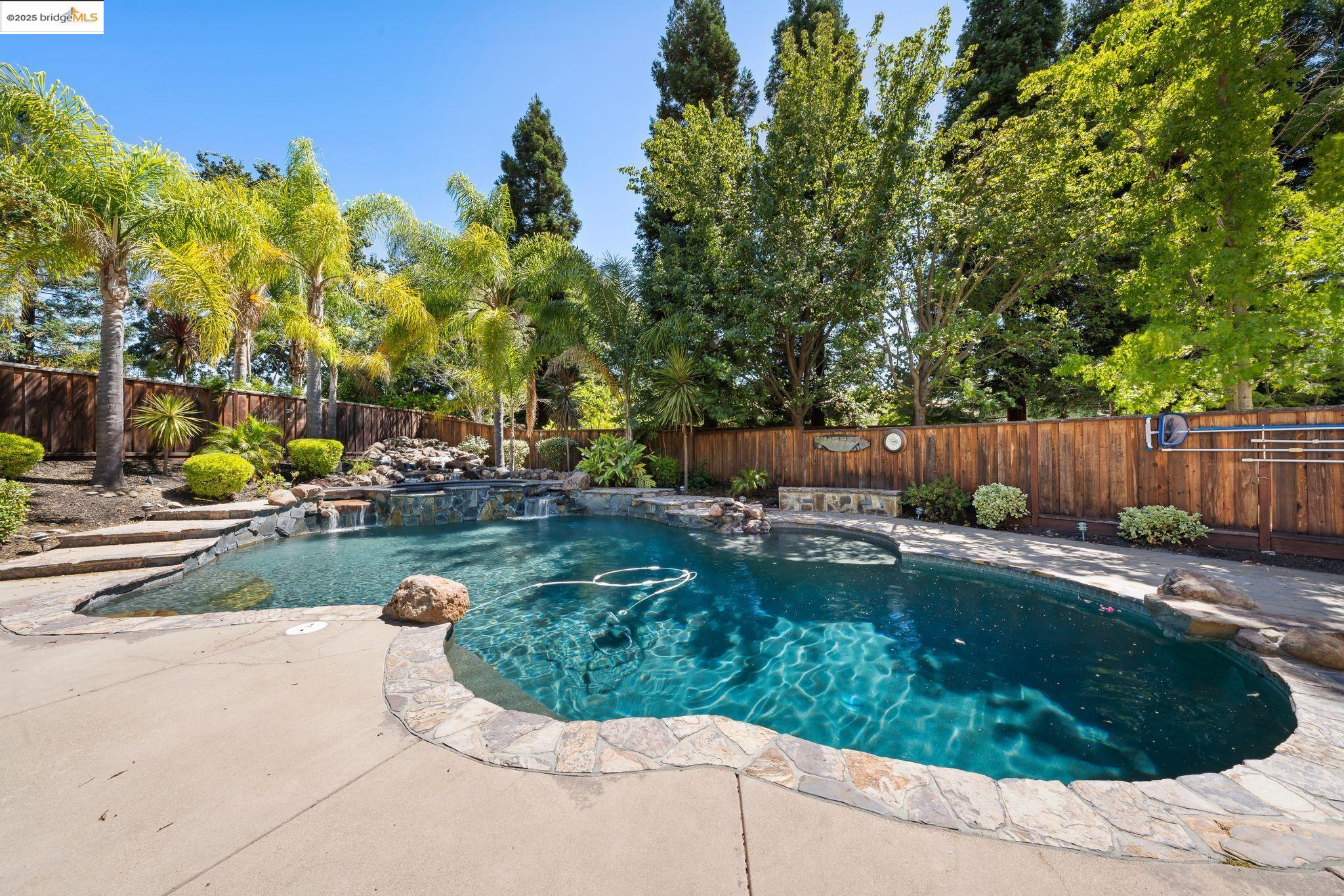 Detail Gallery Image 46 of 60 For 185 Campo Ct, Livermore,  CA 94550 - 5 Beds | 4/1 Baths