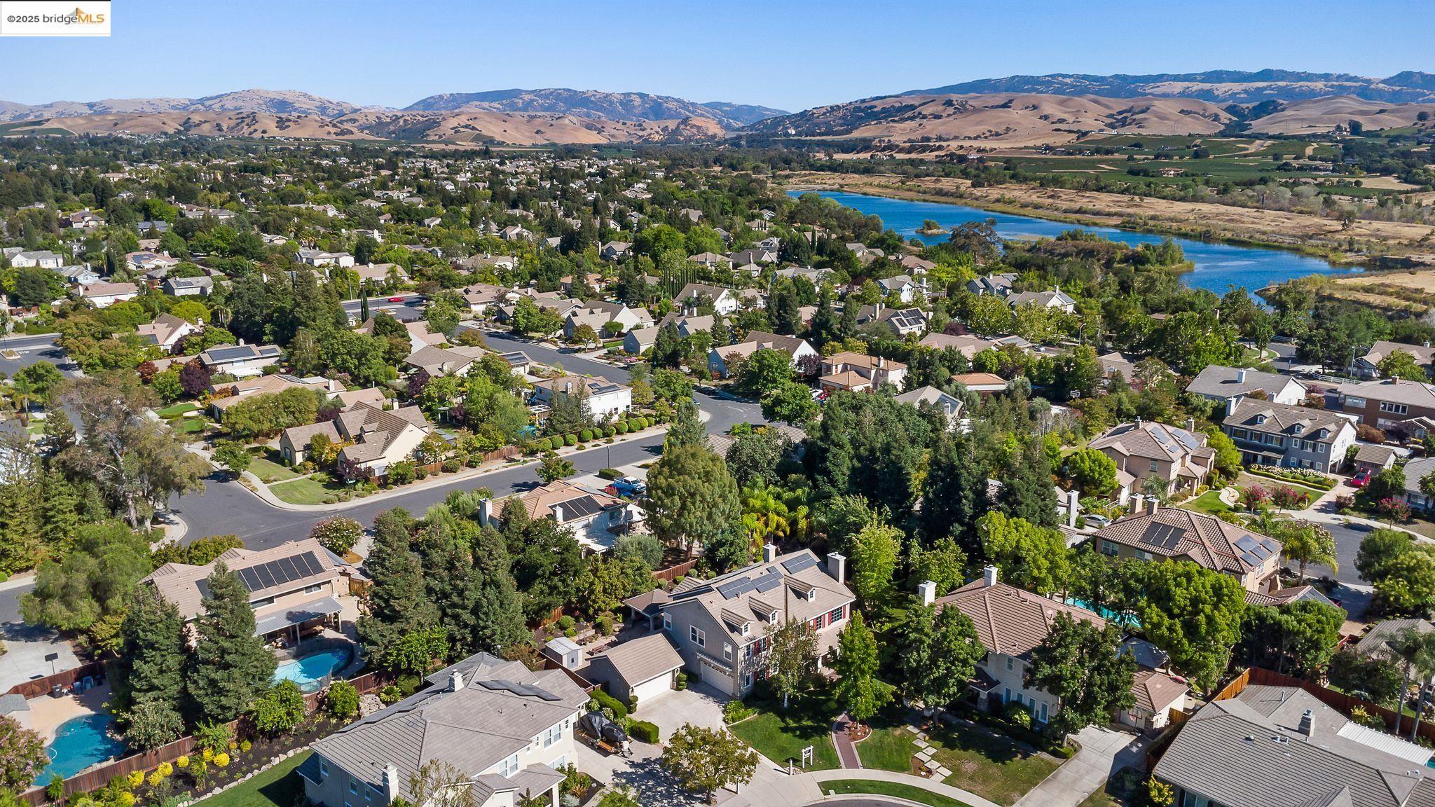 Detail Gallery Image 57 of 60 For 185 Campo Ct, Livermore,  CA 94550 - 5 Beds | 4/1 Baths