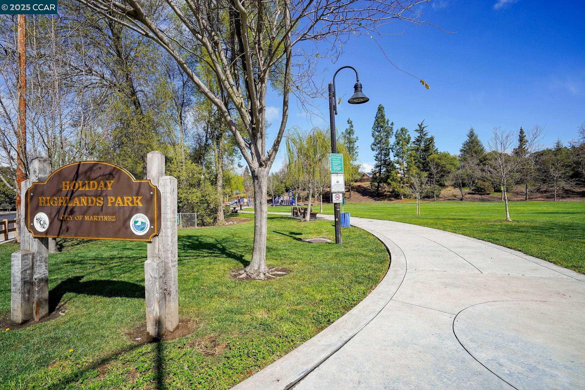 Detail Gallery Image 27 of 36 For 109 Fig Tree Lane, Martinez,  CA 94553 - 2 Beds | 2/1 Baths