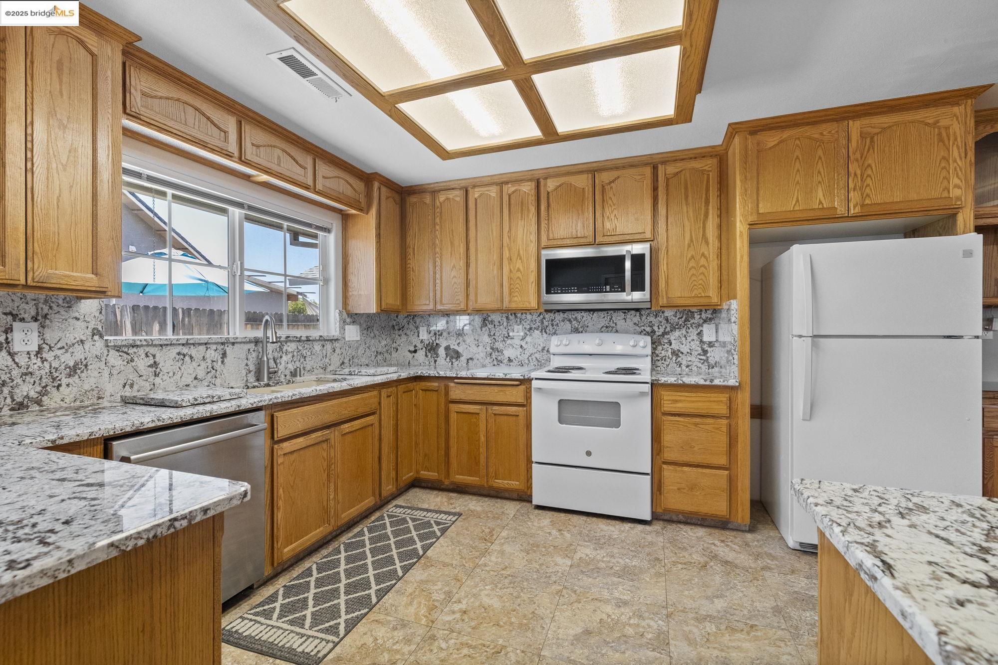 Detail Gallery Image 17 of 51 For 17538 Twin Oak Dr, Jamestown,  CA 95327 - 3 Beds | 2 Baths