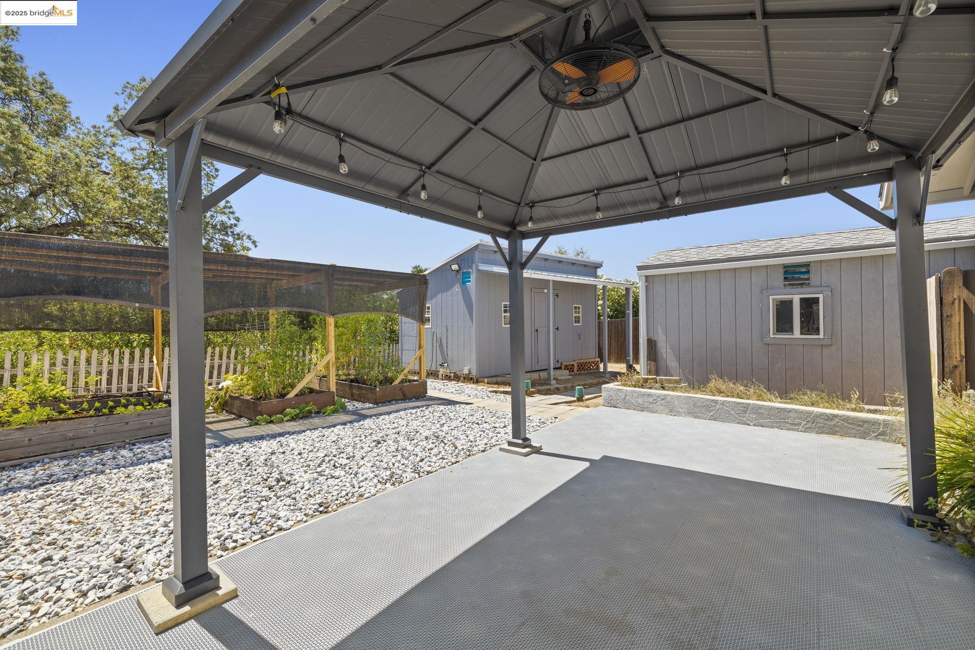 Detail Gallery Image 39 of 51 For 17538 Twin Oak Dr, Jamestown,  CA 95327 - 3 Beds | 2 Baths