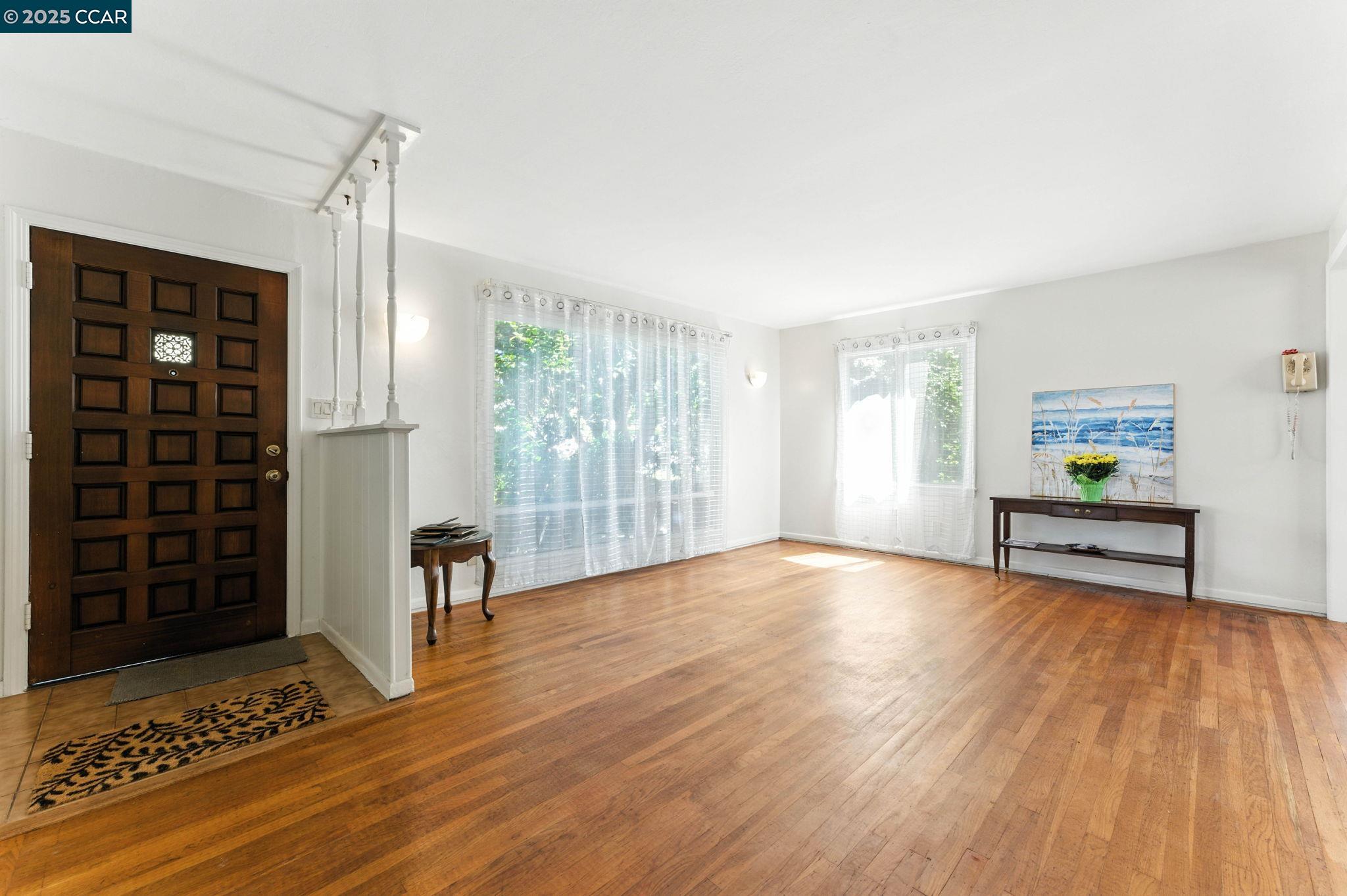 Detail Gallery Image 11 of 54 For 2573 Tara Hills Dr, San Pablo,  CA 94806 - 3 Beds | 1 Baths