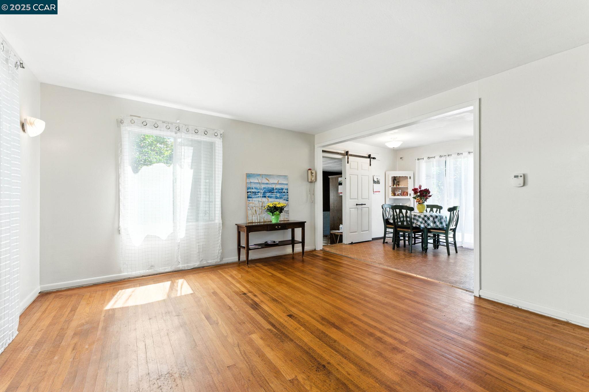 Detail Gallery Image 12 of 54 For 2573 Tara Hills Dr, San Pablo,  CA 94806 - 3 Beds | 1 Baths