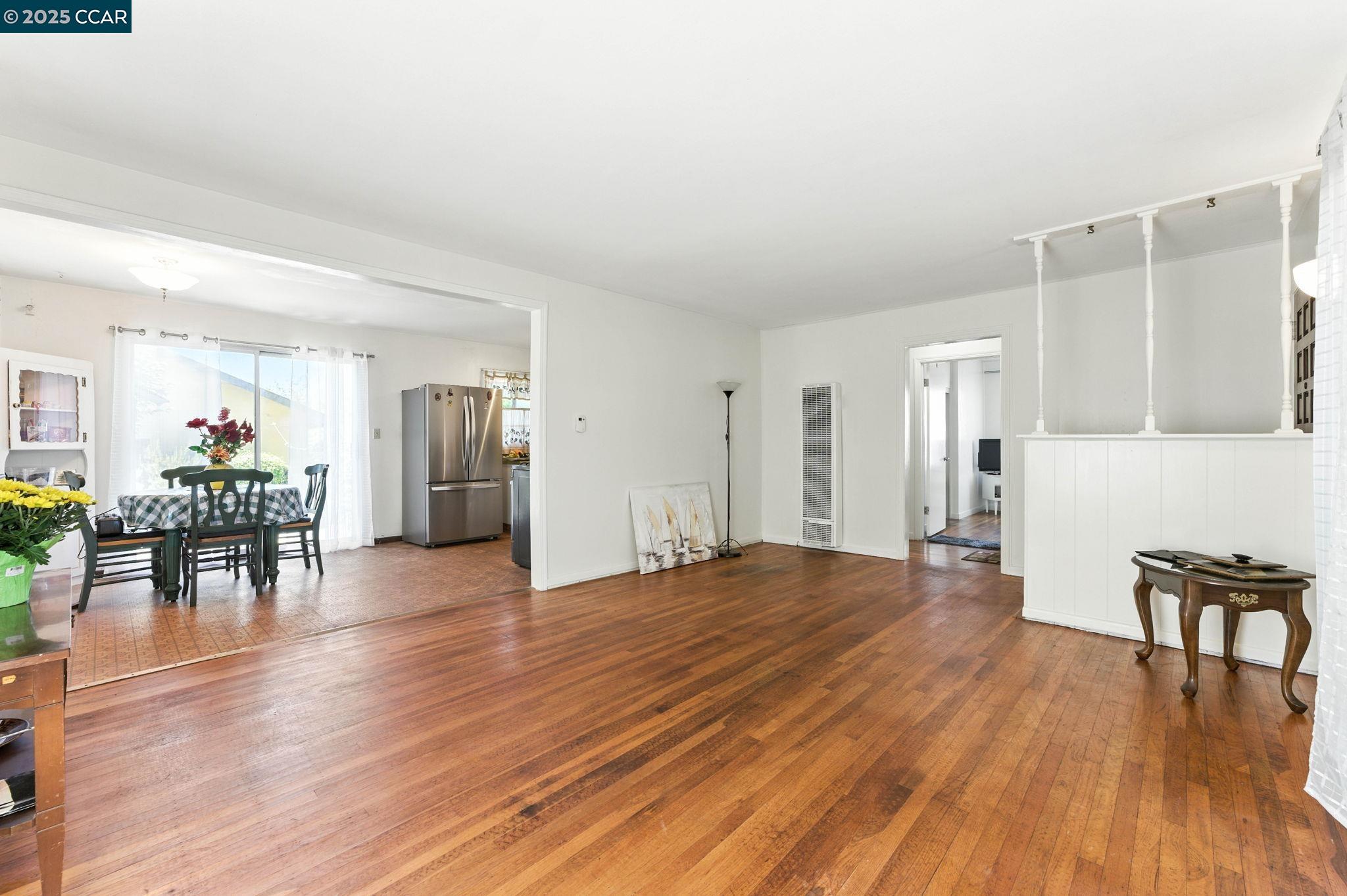 Detail Gallery Image 13 of 54 For 2573 Tara Hills Dr, San Pablo,  CA 94806 - 3 Beds | 1 Baths