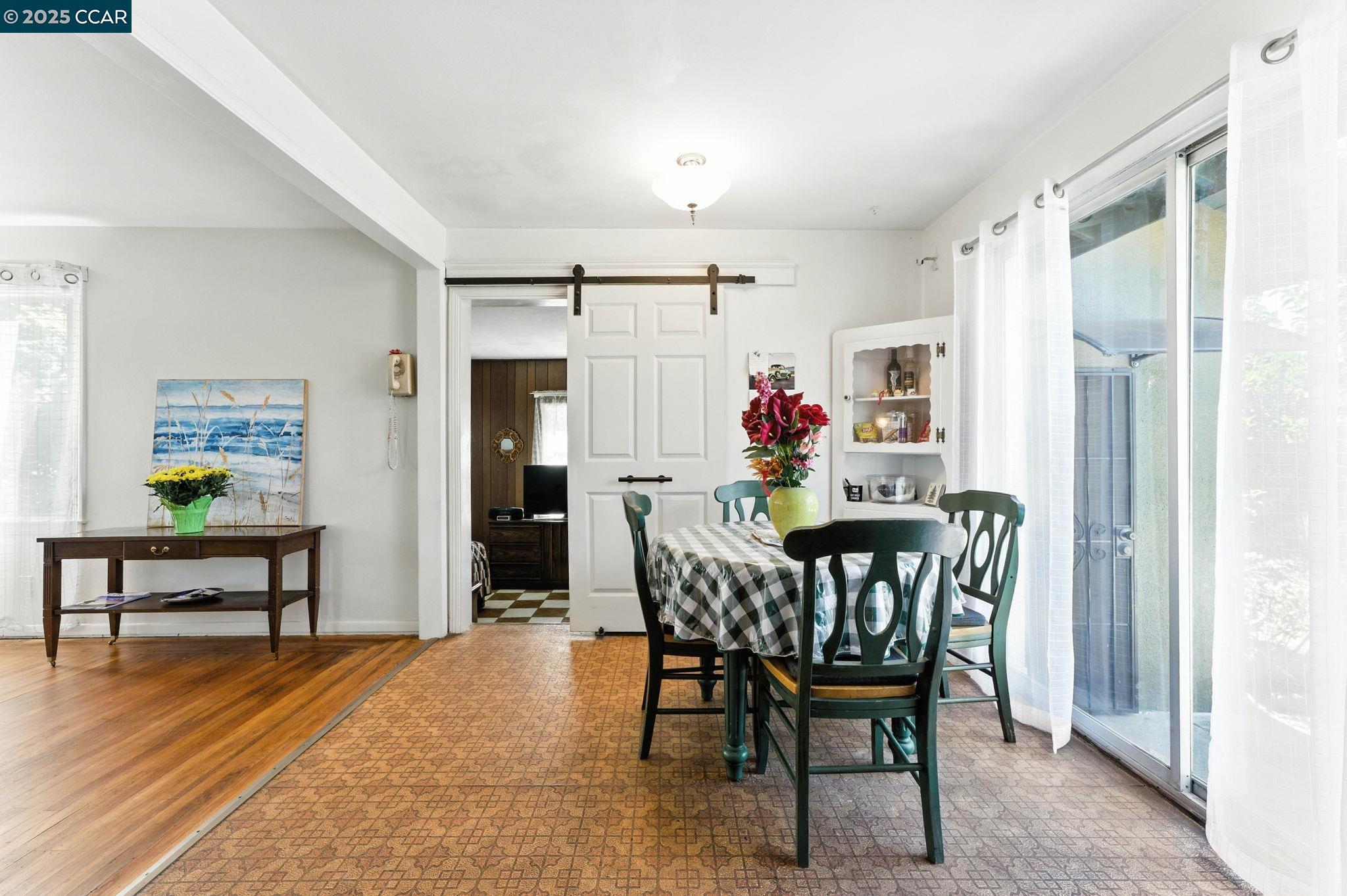 Detail Gallery Image 22 of 54 For 2573 Tara Hills Dr, San Pablo,  CA 94806 - 3 Beds | 1 Baths