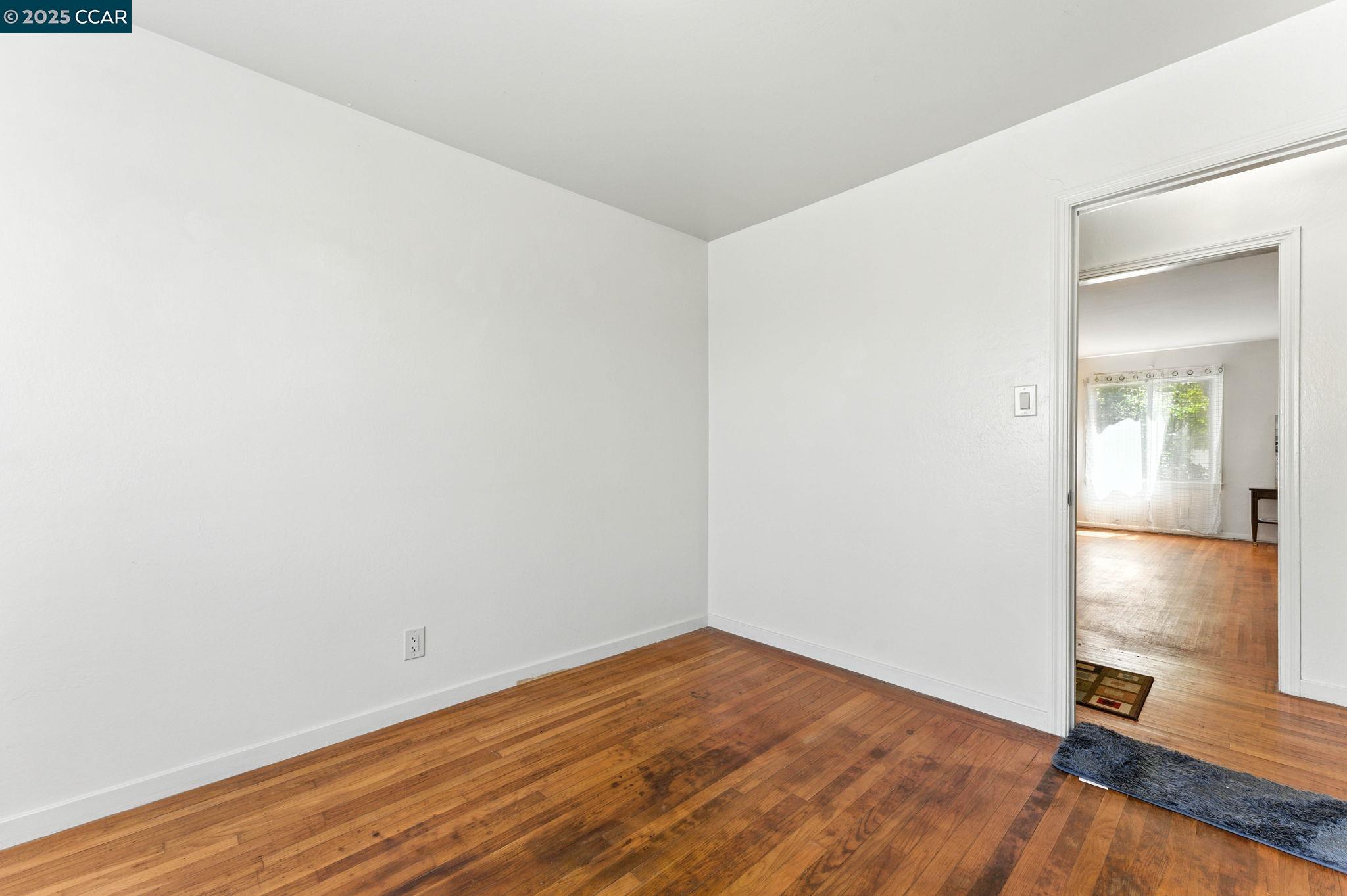 Detail Gallery Image 32 of 54 For 2573 Tara Hills Dr, San Pablo,  CA 94806 - 3 Beds | 1 Baths