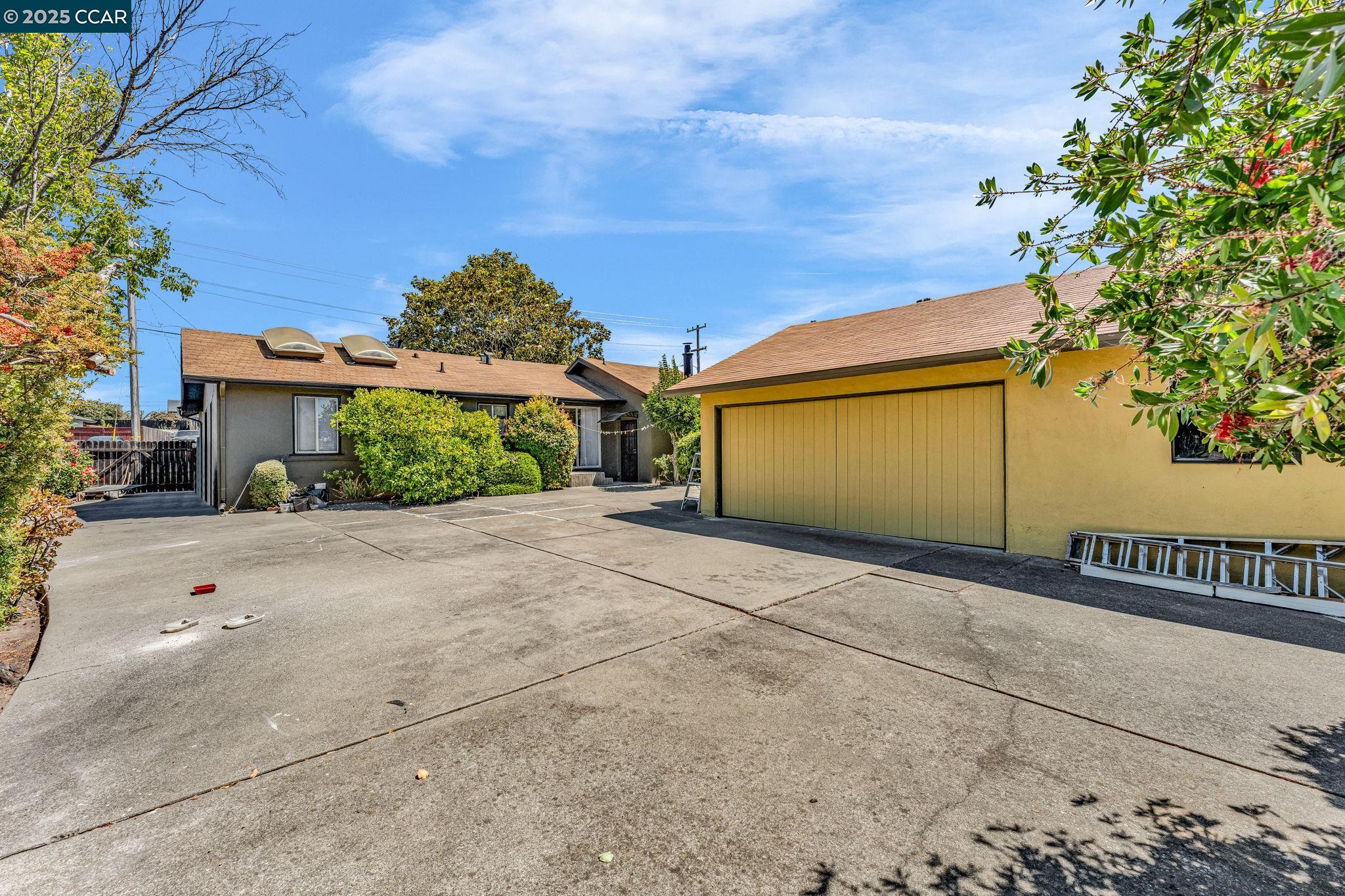 Detail Gallery Image 47 of 54 For 2573 Tara Hills Dr, San Pablo,  CA 94806 - 3 Beds | 1 Baths