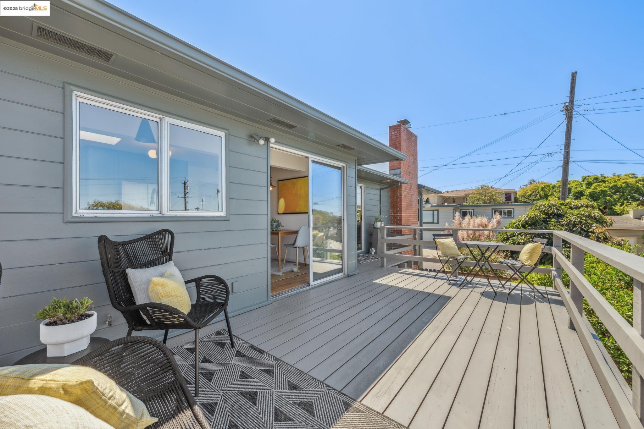 Detail Gallery Image 27 of 60 For 501 Bonnie Dr, El Cerrito,  CA 94530 - 2 Beds | 2/1 Baths