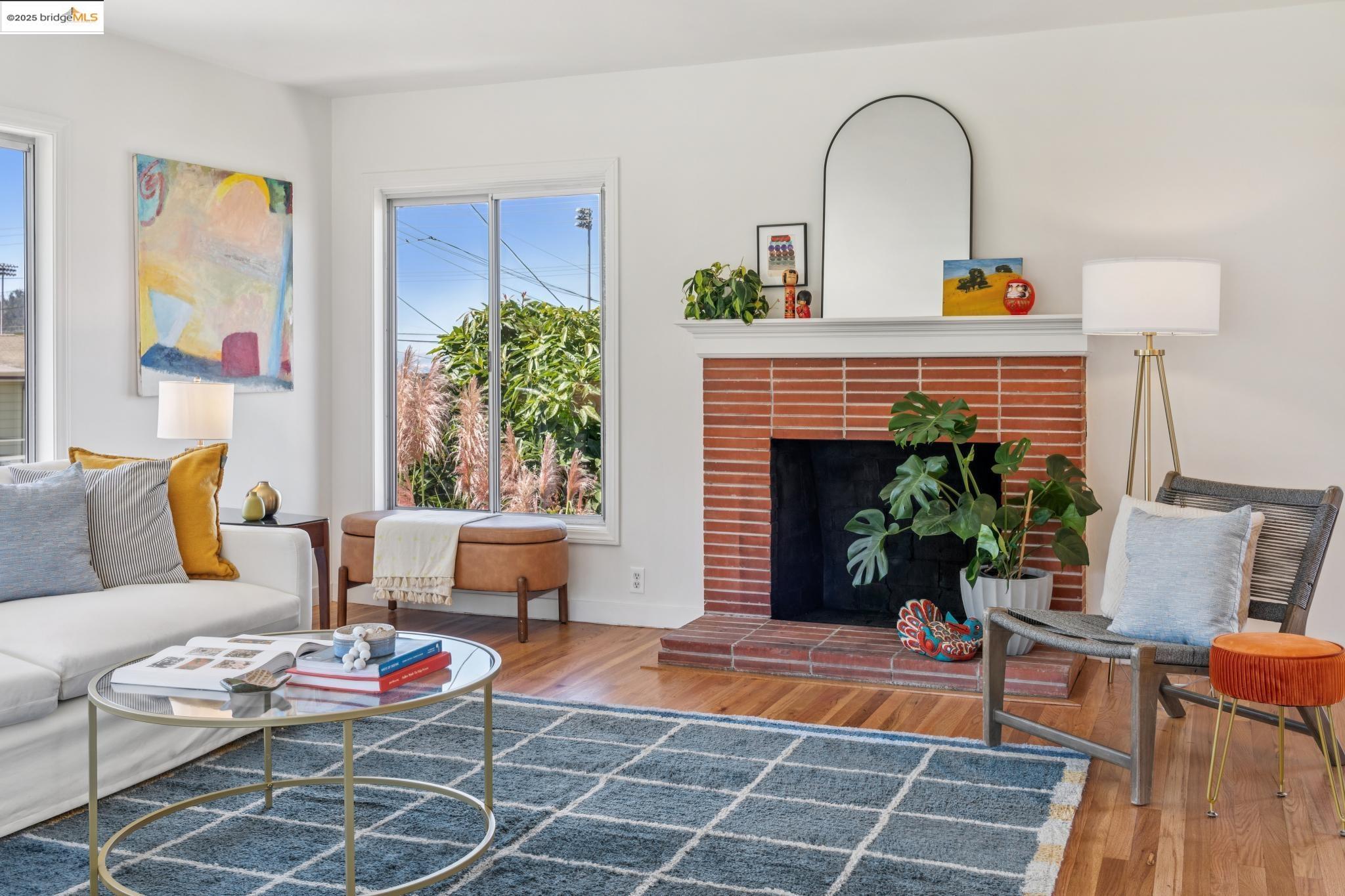 Detail Gallery Image 7 of 60 For 501 Bonnie Dr, El Cerrito,  CA 94530 - 2 Beds | 2/1 Baths