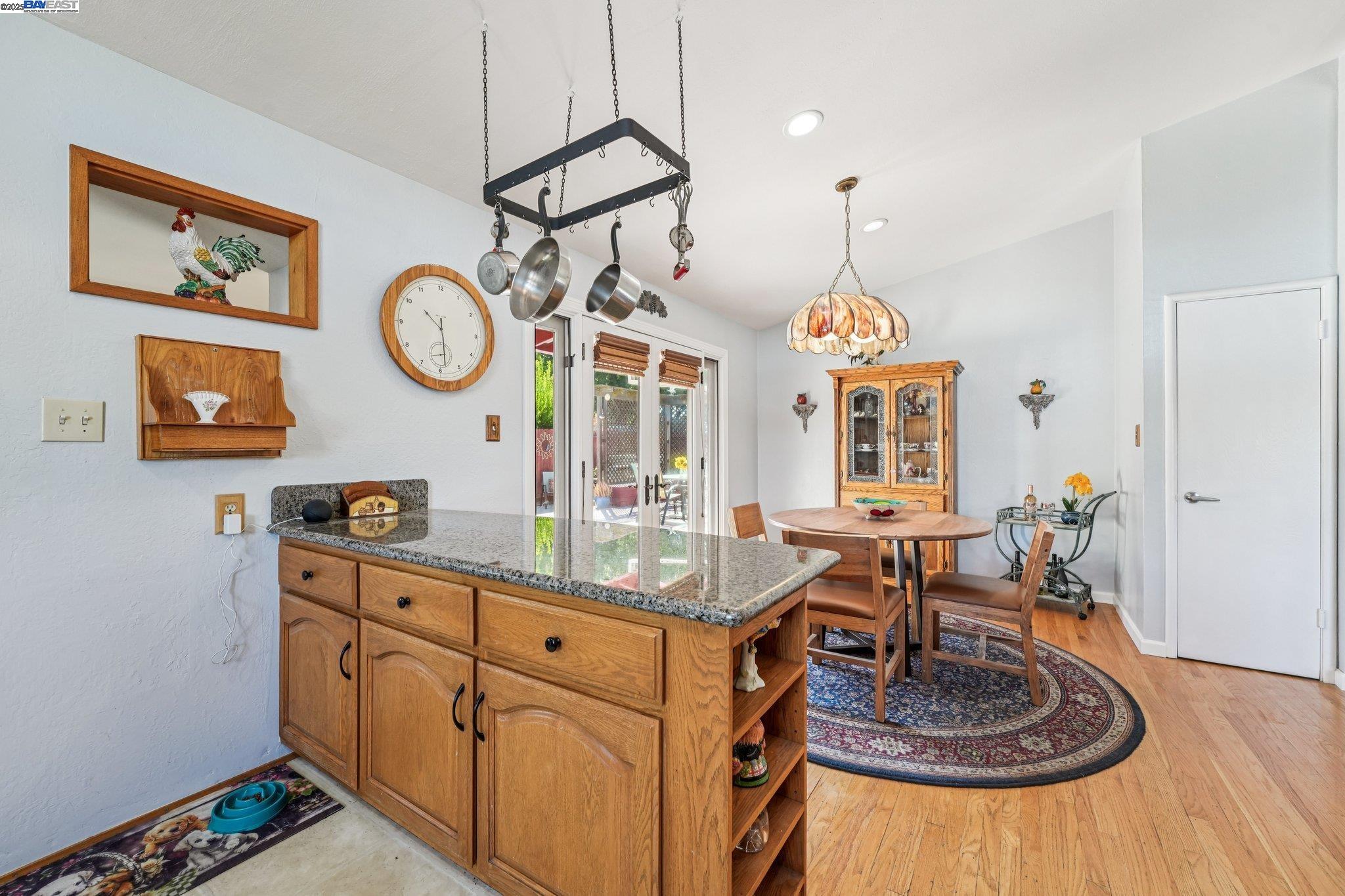 Detail Gallery Image 17 of 46 For 1052 Rincon Ave, Livermore,  CA 94551 - 4 Beds | 2 Baths