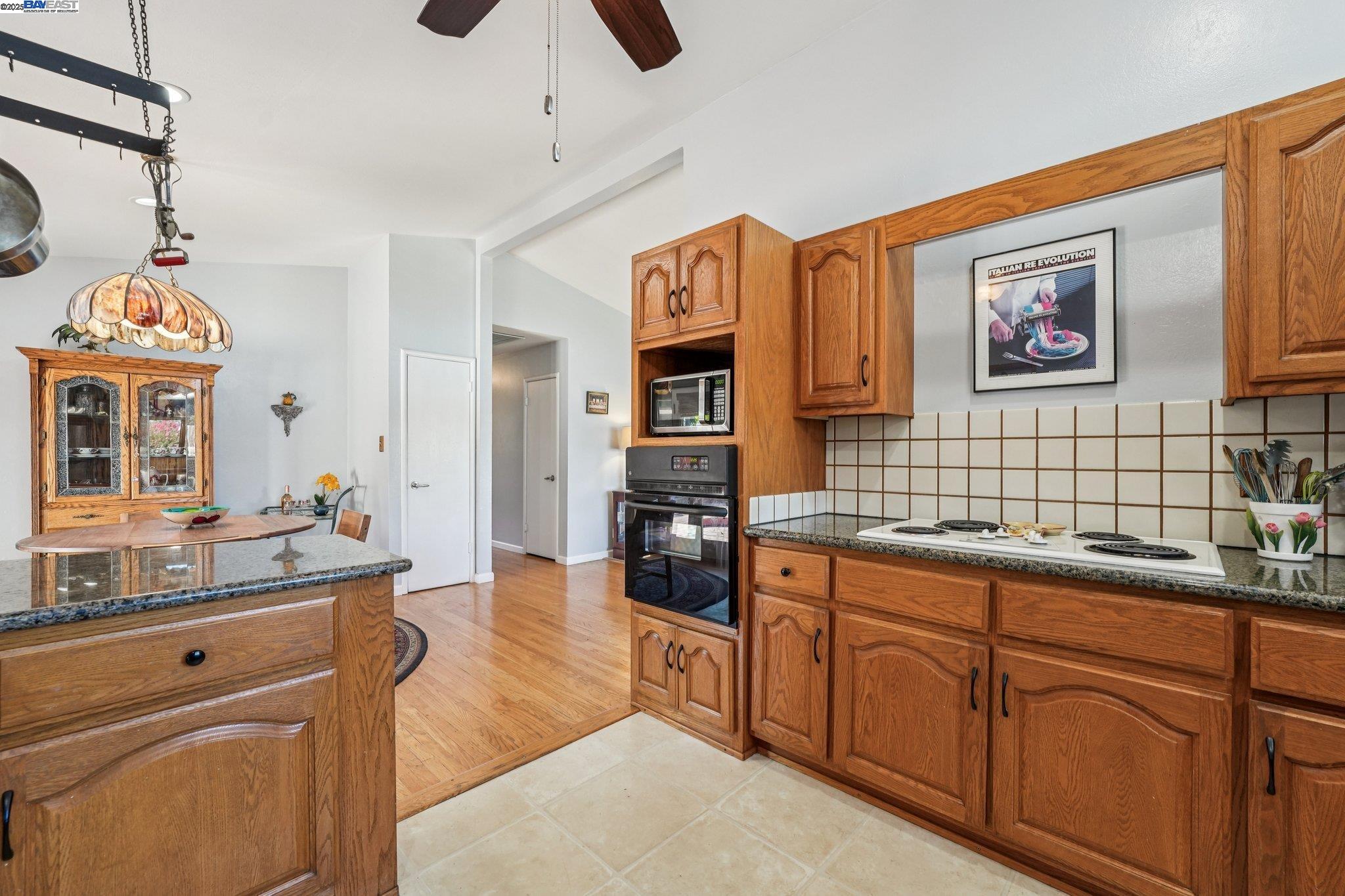 Detail Gallery Image 18 of 46 For 1052 Rincon Ave, Livermore,  CA 94551 - 4 Beds | 2 Baths