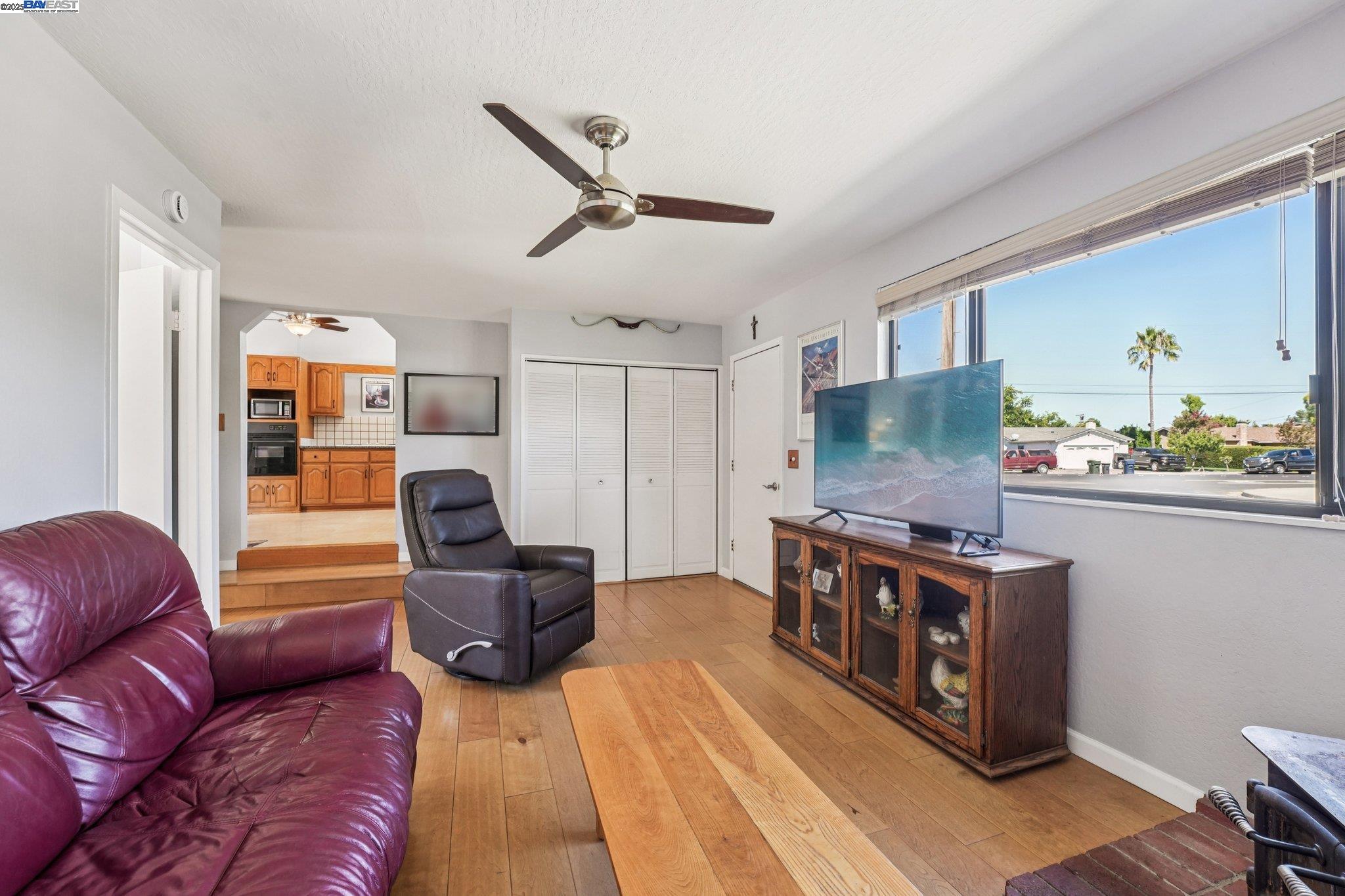 Detail Gallery Image 22 of 46 For 1052 Rincon Ave, Livermore,  CA 94551 - 4 Beds | 2 Baths